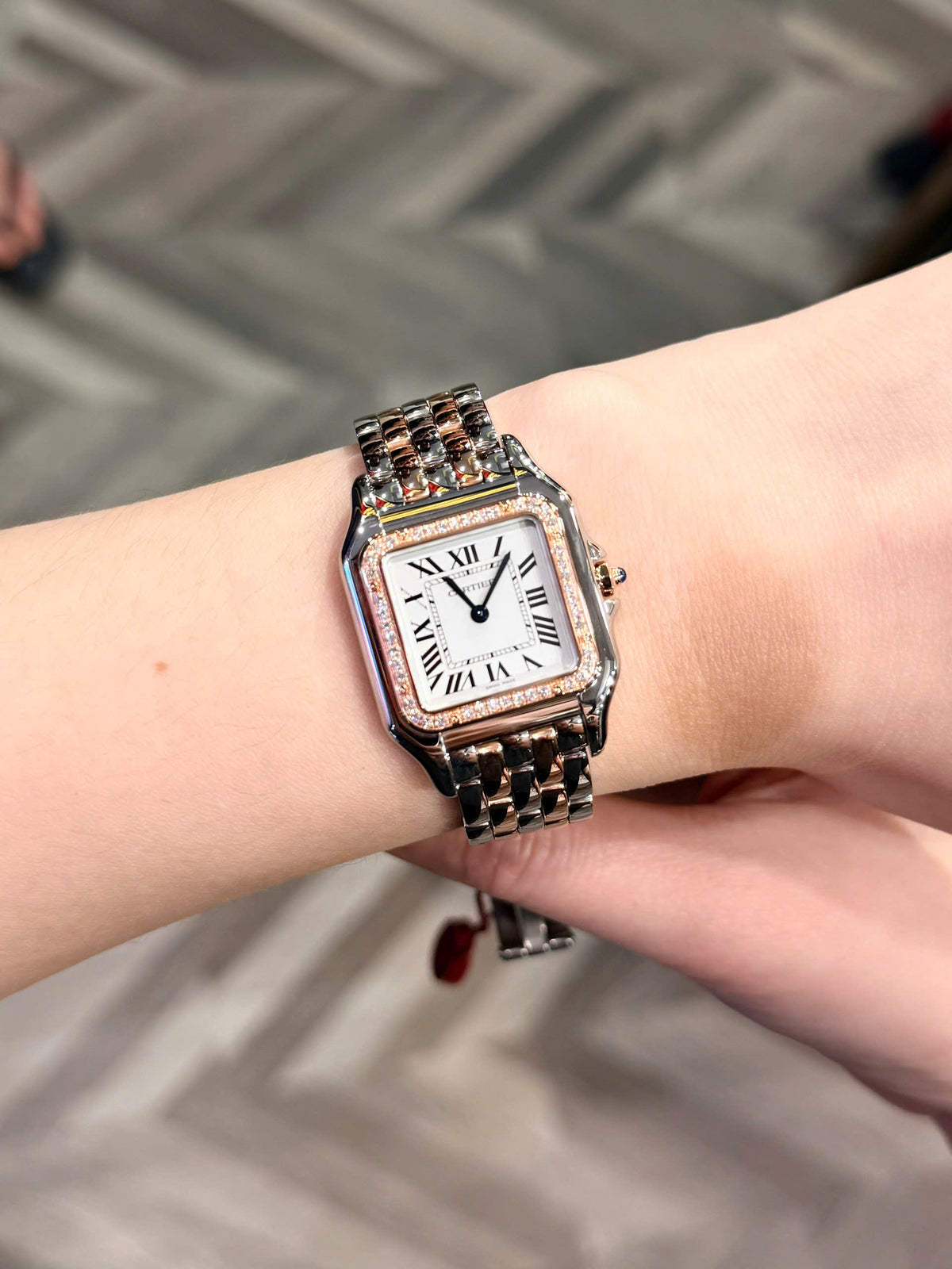  Cartier Panthère W3PN0015 trên tay
