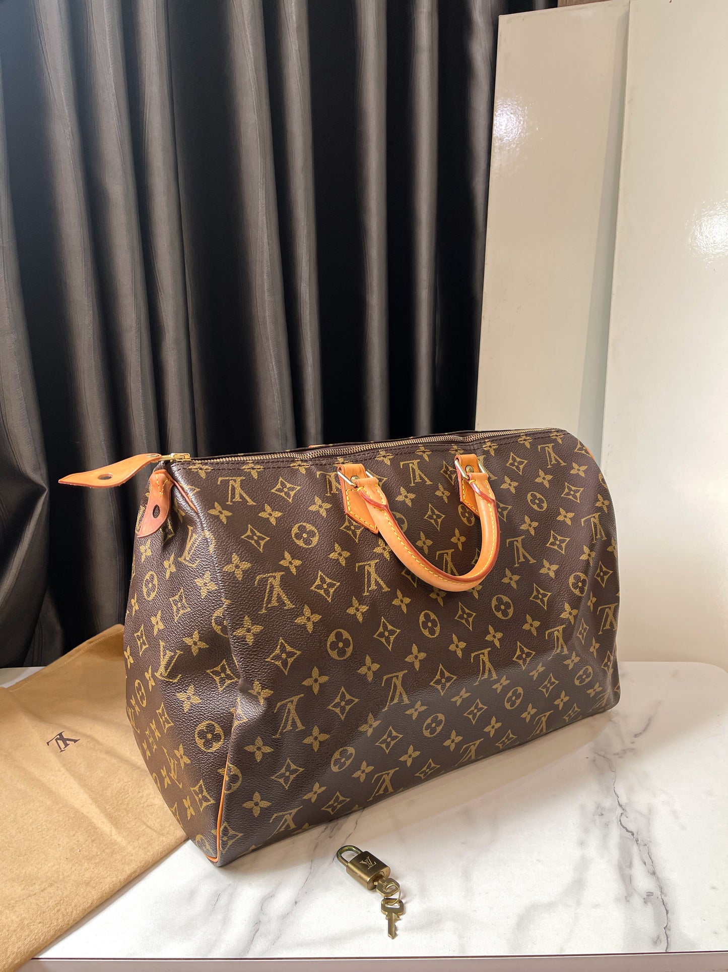 A LV Speedy 40