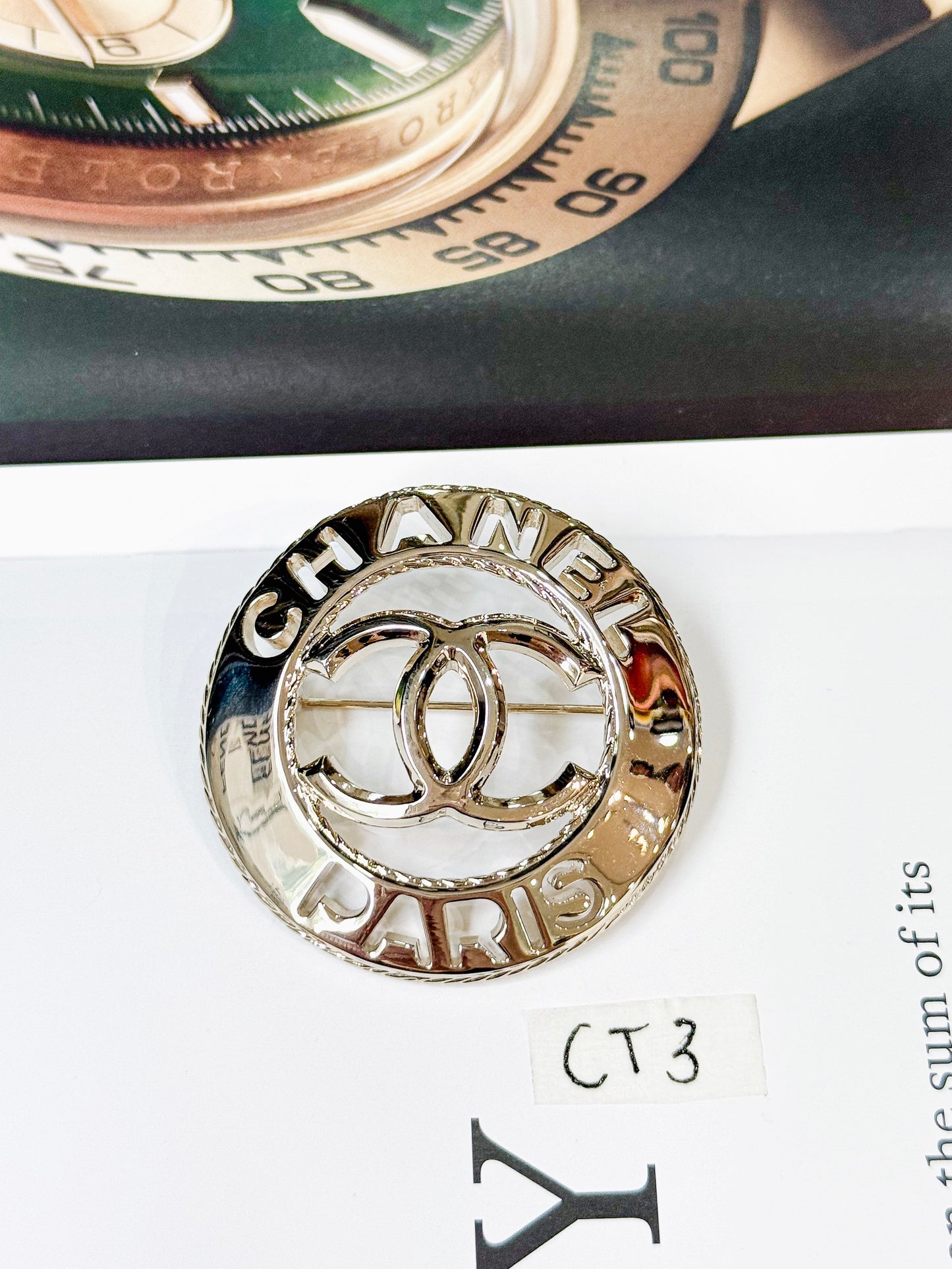 Cài Áo Chanel CT3
