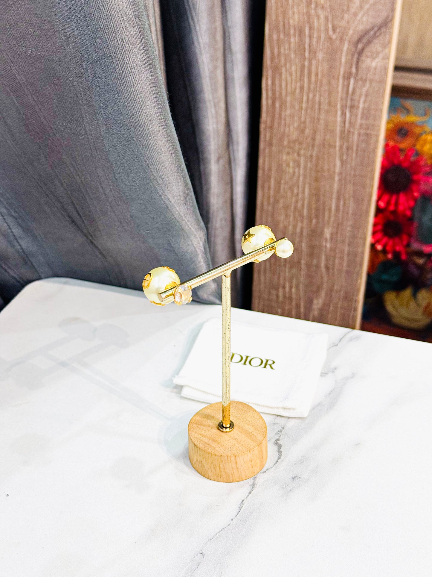 Khuyên Tai Dior 18/8