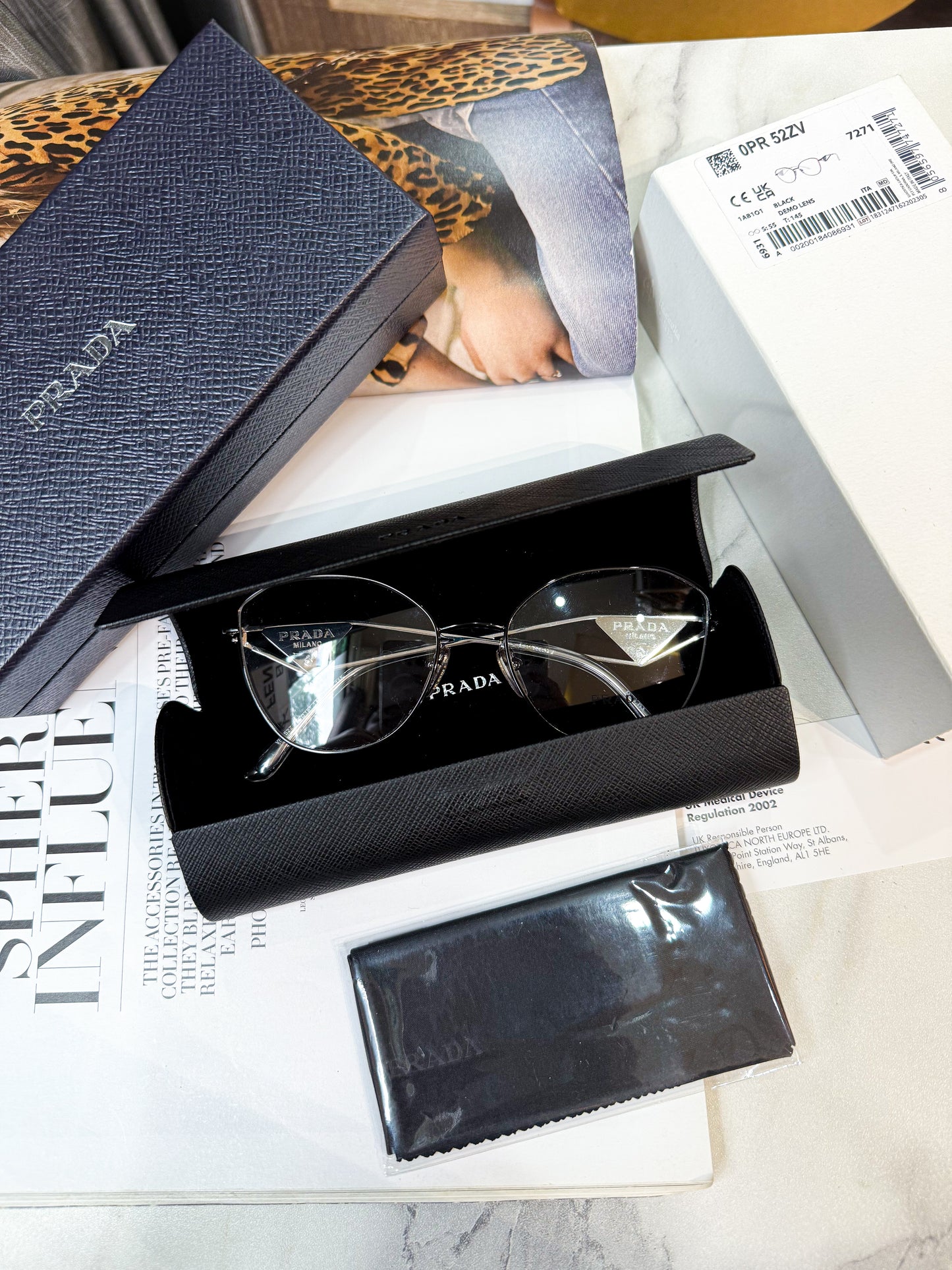 Kính Prada New