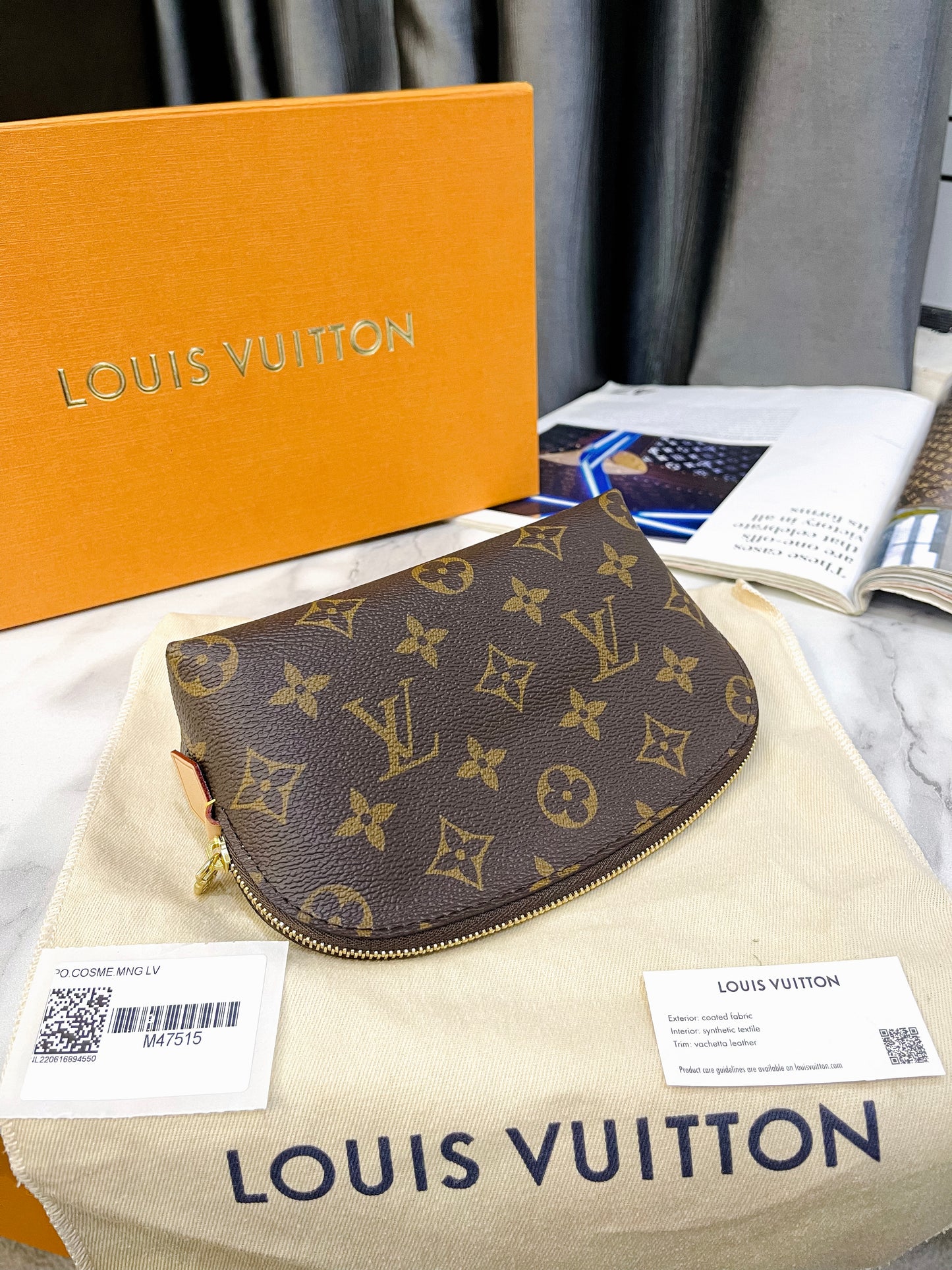 LV Pouch Hến