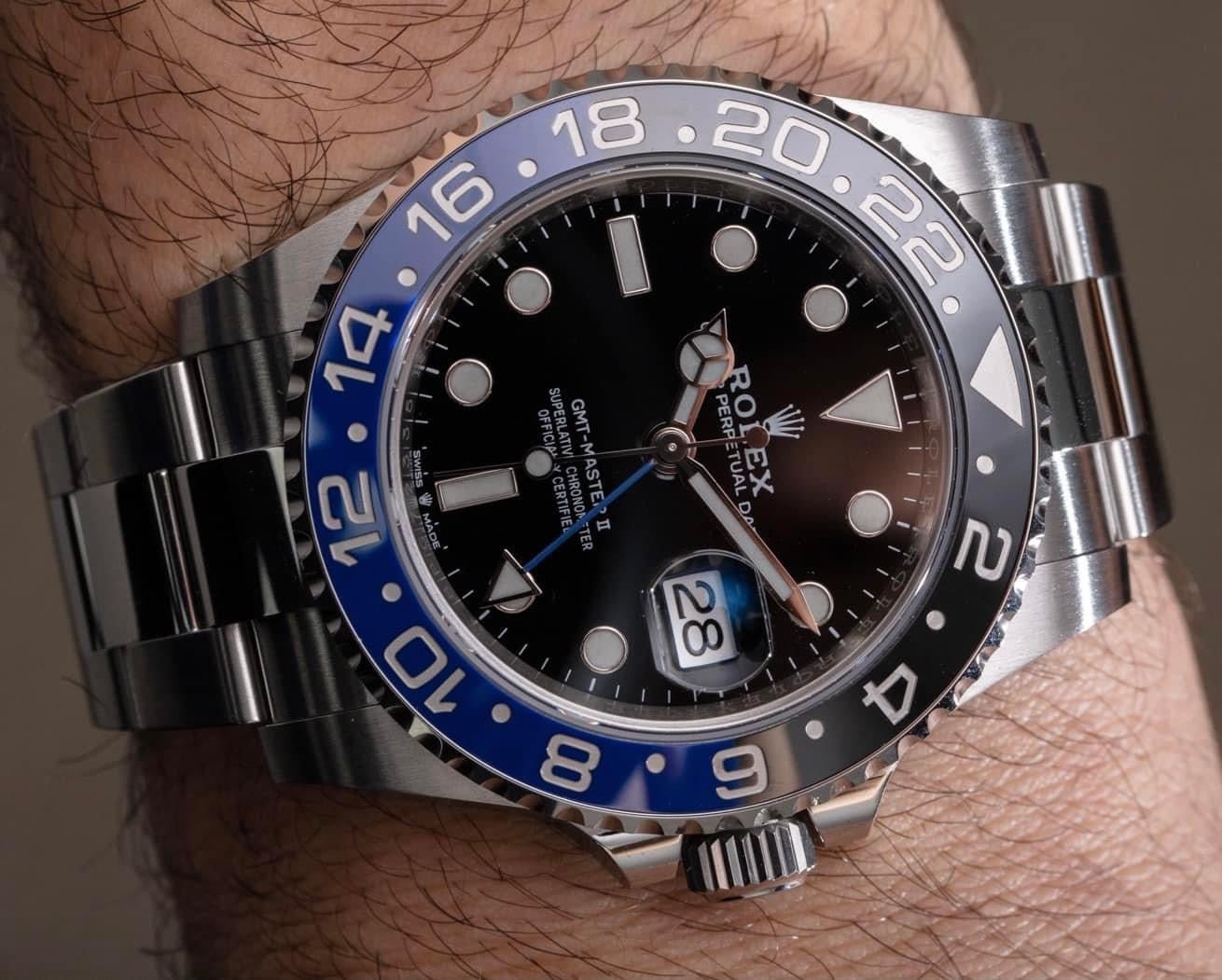 Đồng Hồ Rolex GMT-Master II 126710BLNR 40mm