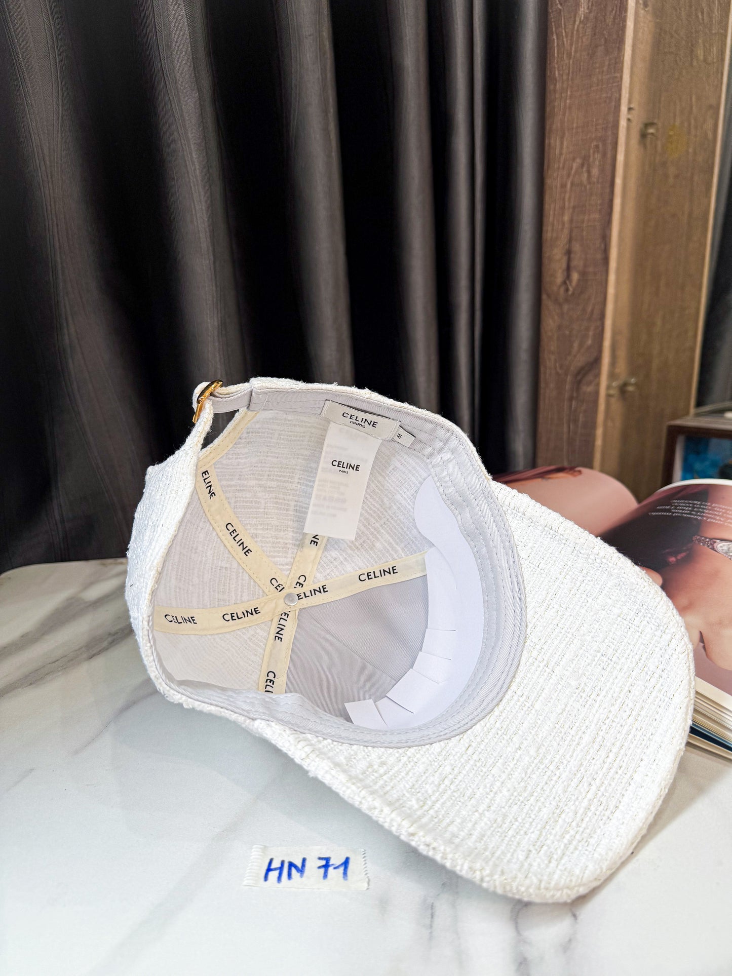Mũ Celine HN71
