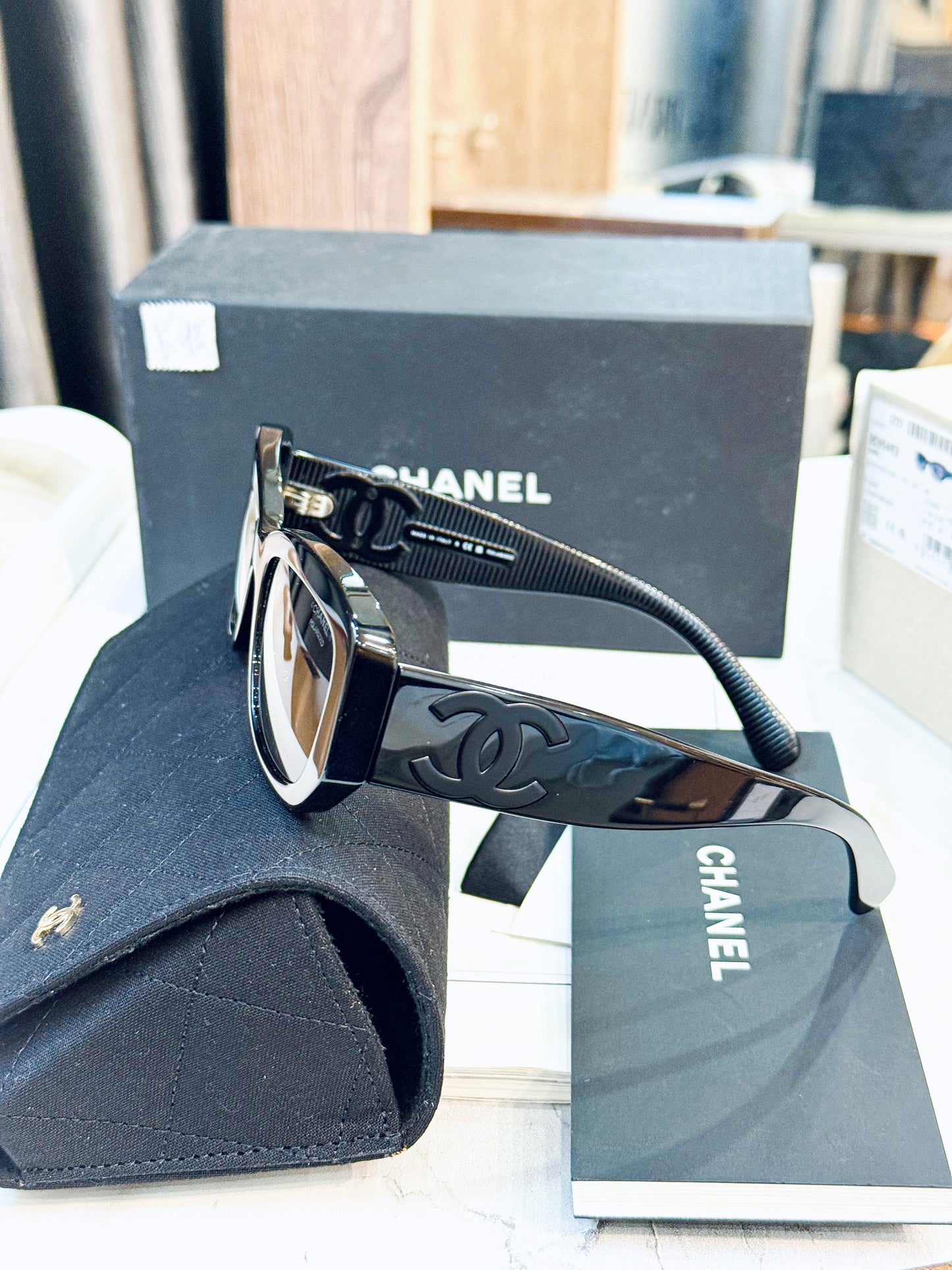 Kính Chanel New K13