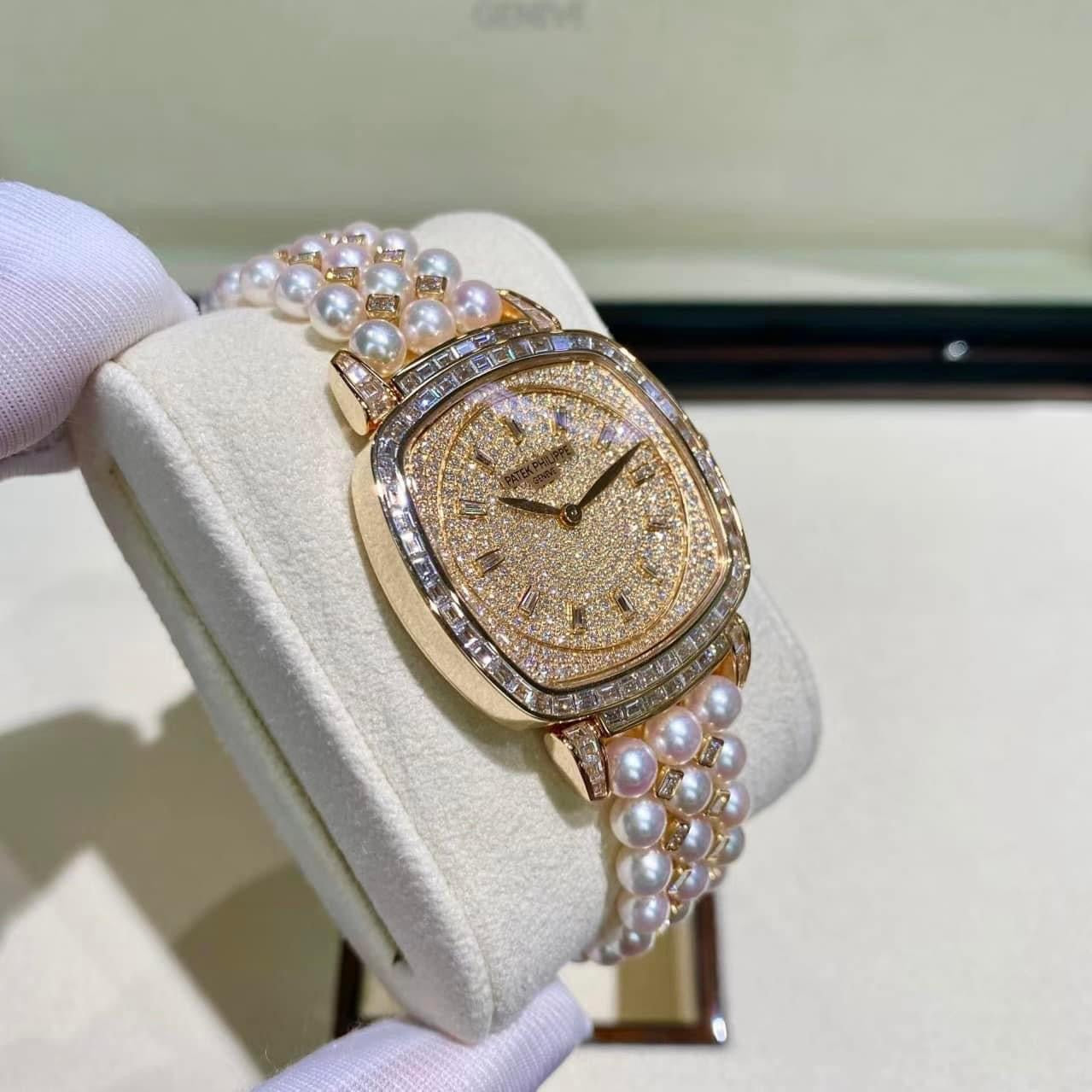 Đồng Hồ Patek Philippe Gondolo 7042/100R