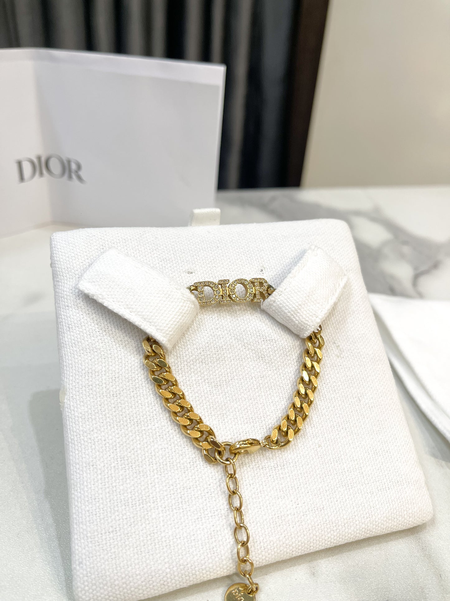 Lắc Tay Dior