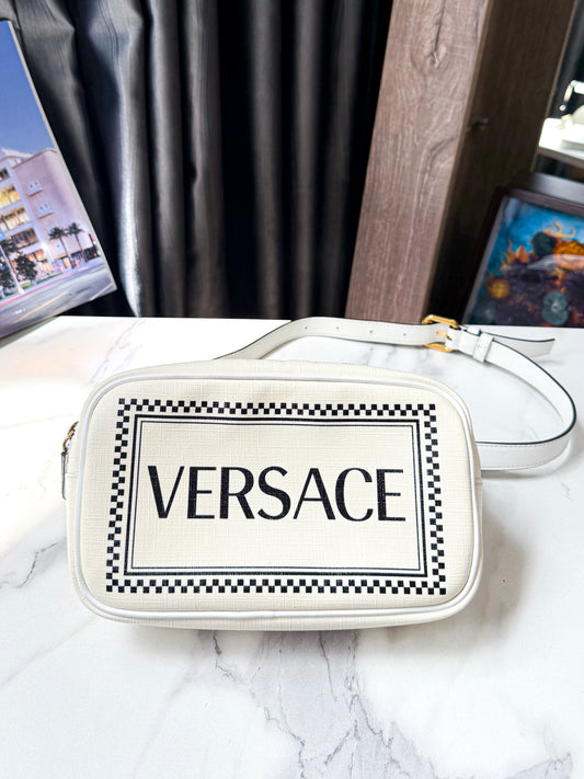A Beltbag Versace Trắng