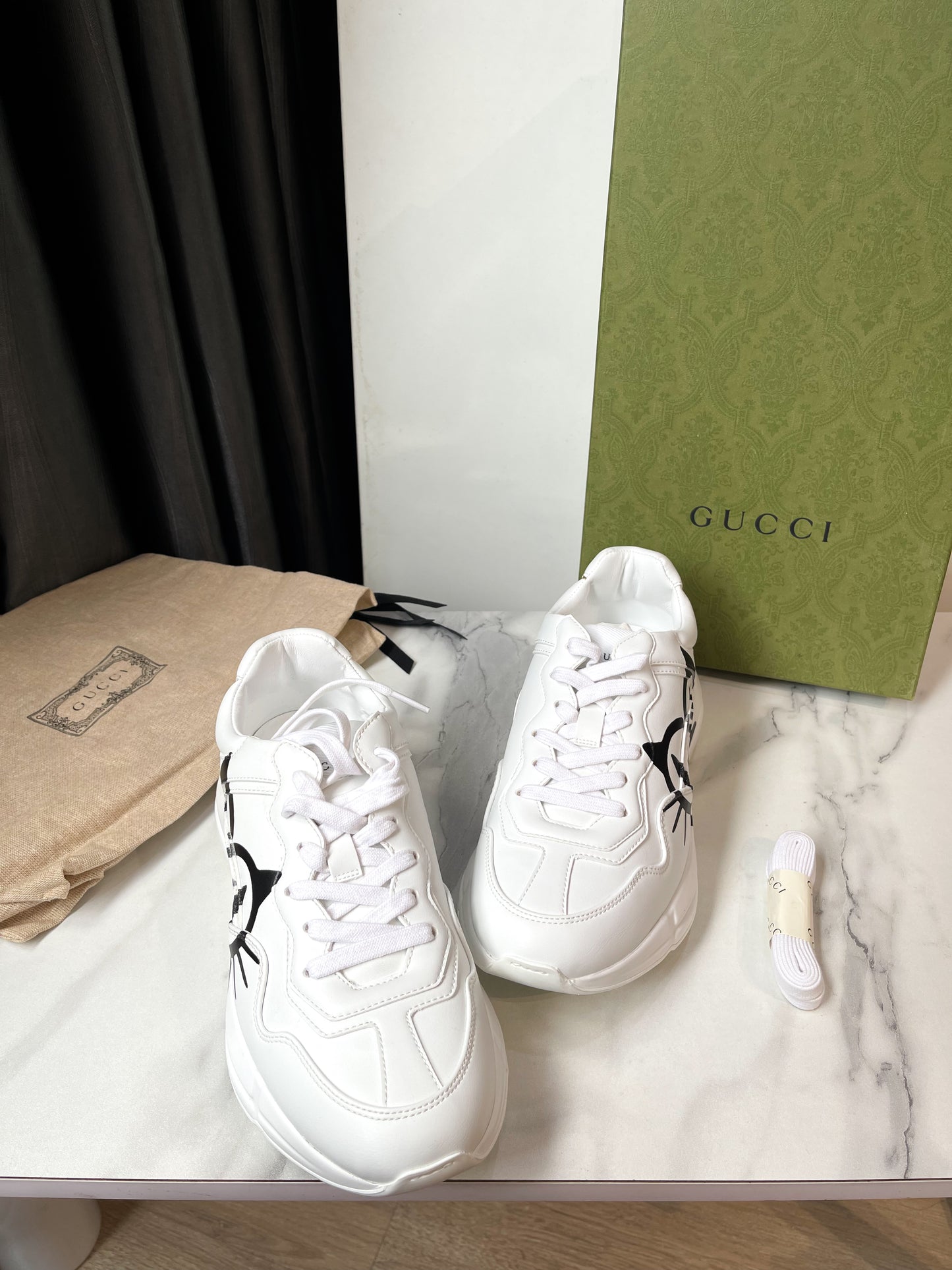 Giày Gucci Rhyton Trắng Size 37 New