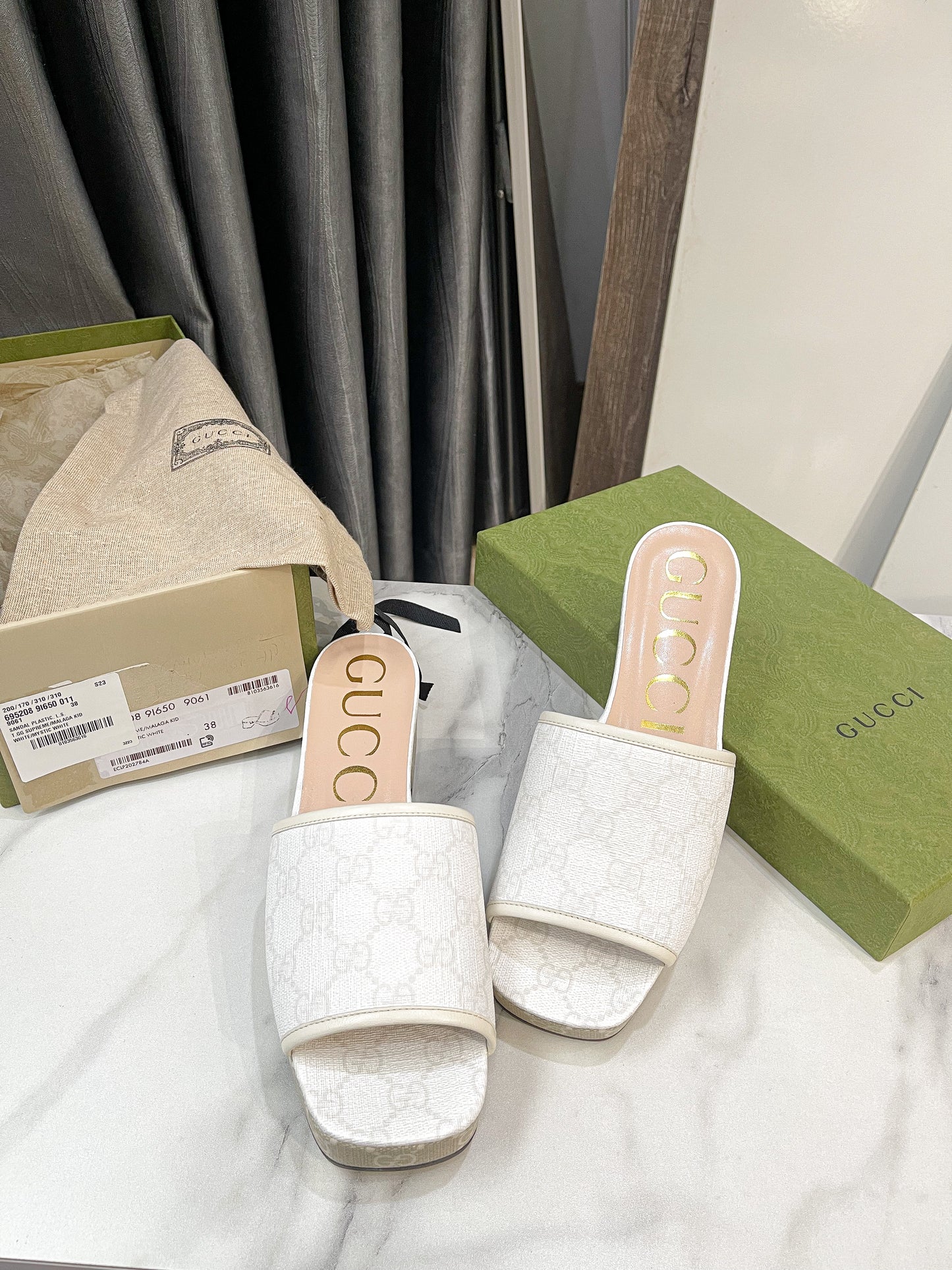 Dép Gucci Trắng Size 38