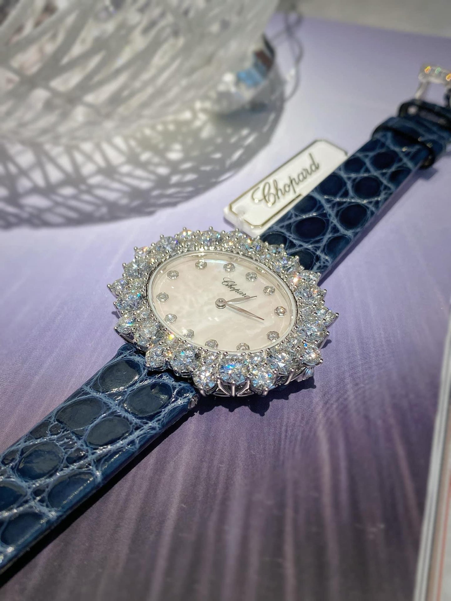 Đồng Hồ Chopard L’Heure Du Diamant Oval Medium Size 36mm