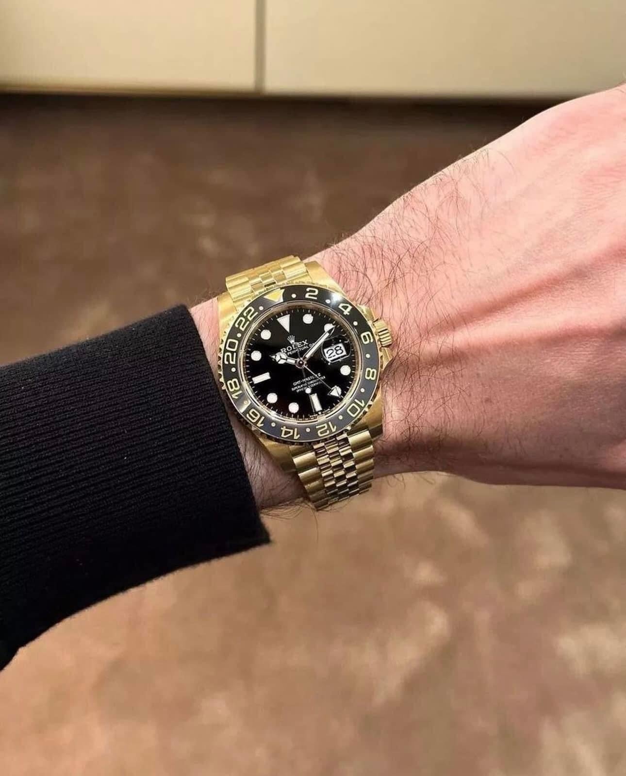 Đồng Hồ Rolex GMT-Master II 126718GRNR-001 Yellow Gold