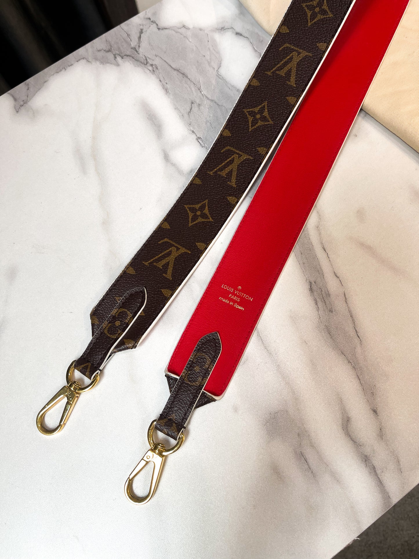 Strap LV Mono Phối Đỏ