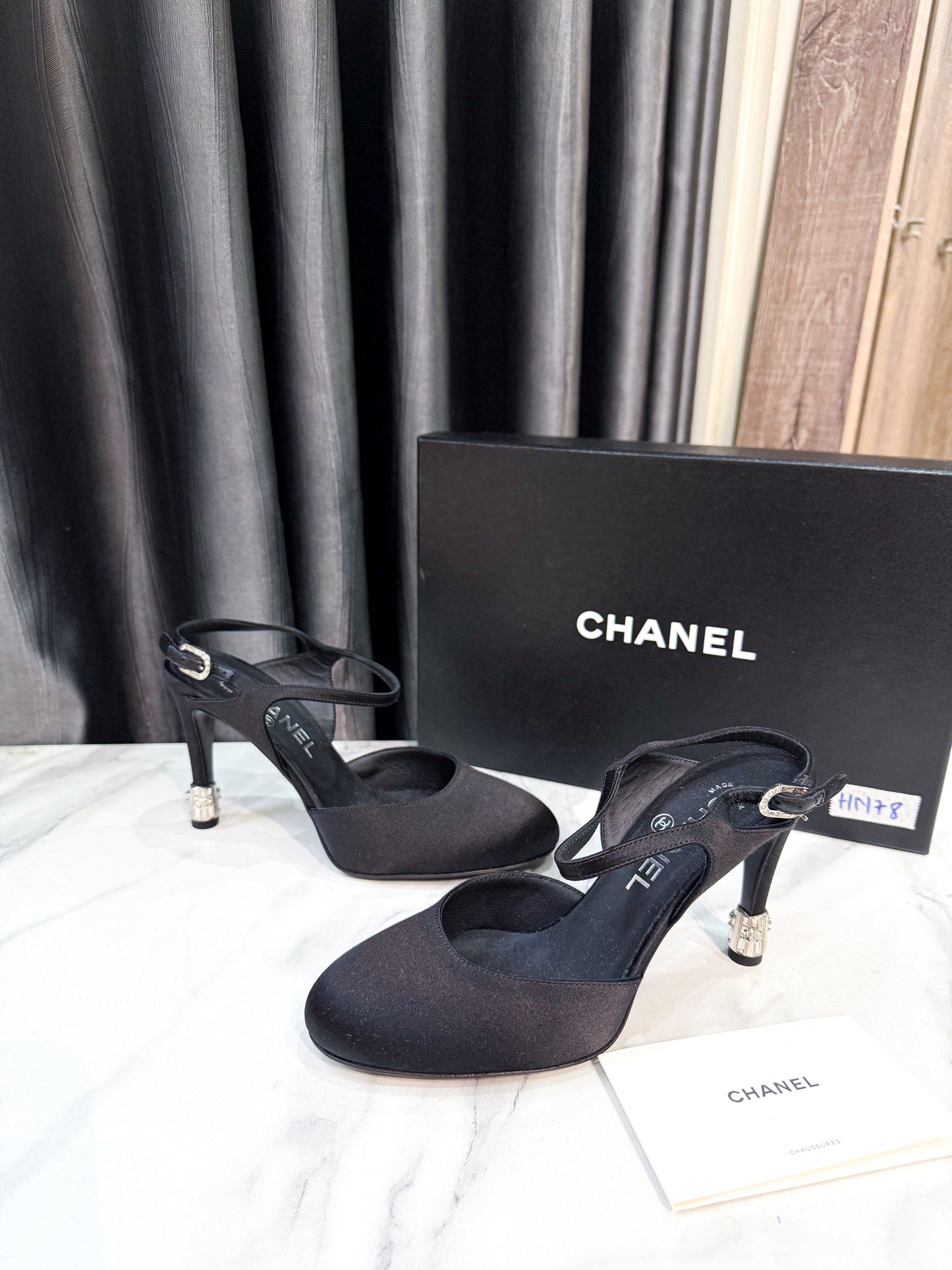 Giày Chanel Satin Size 36 New Trưng Bày HN78