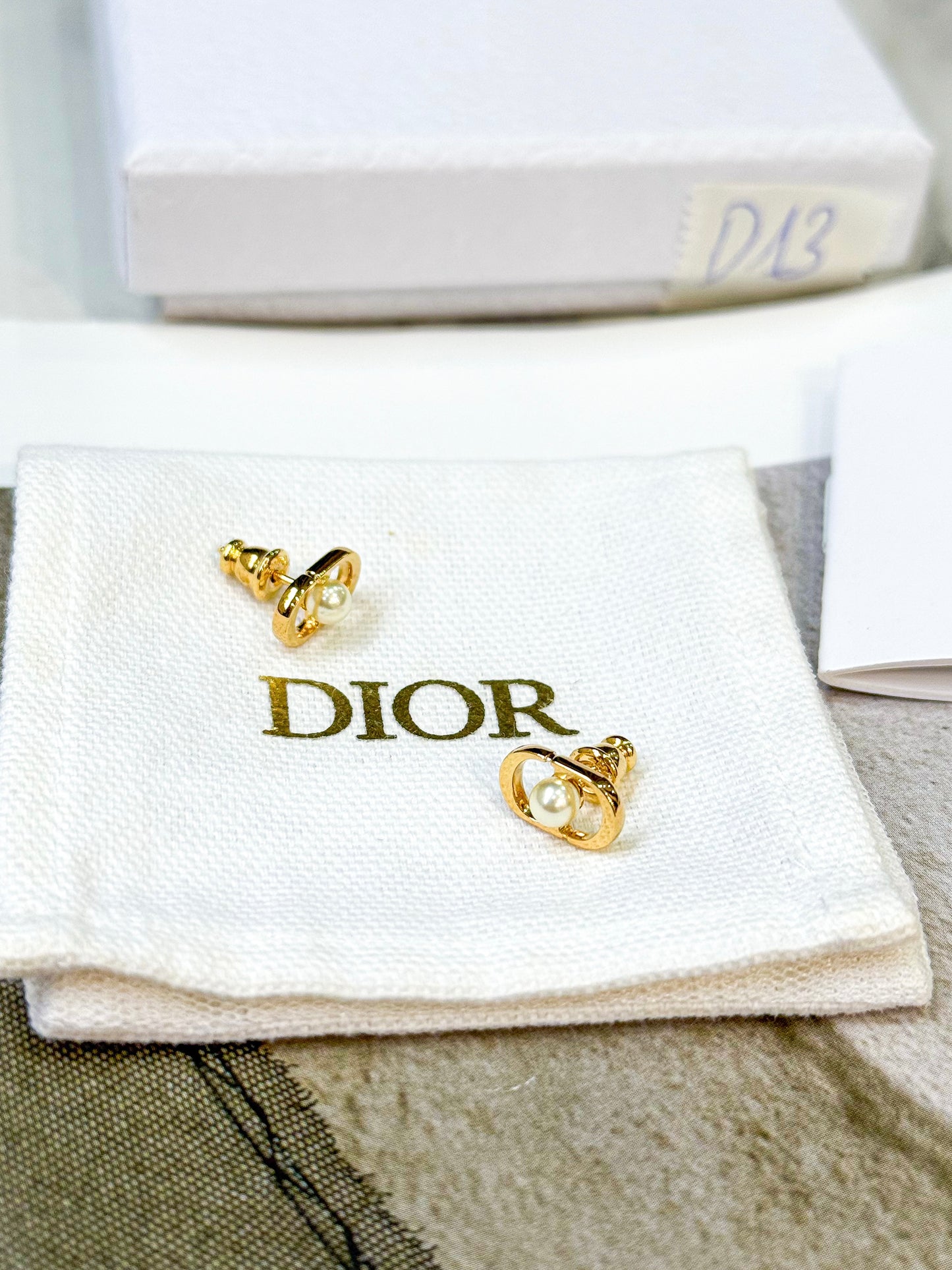 Khuyên Tai Dior New D13