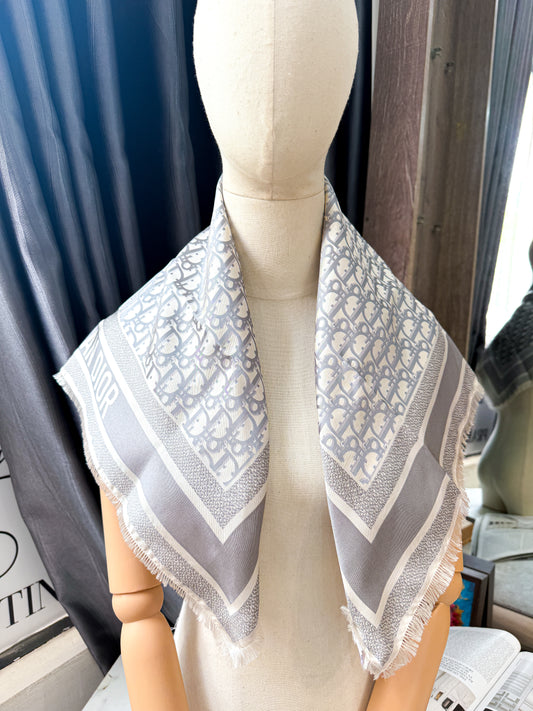 Khăn Lụa Dior Khổ 70x70 28/7