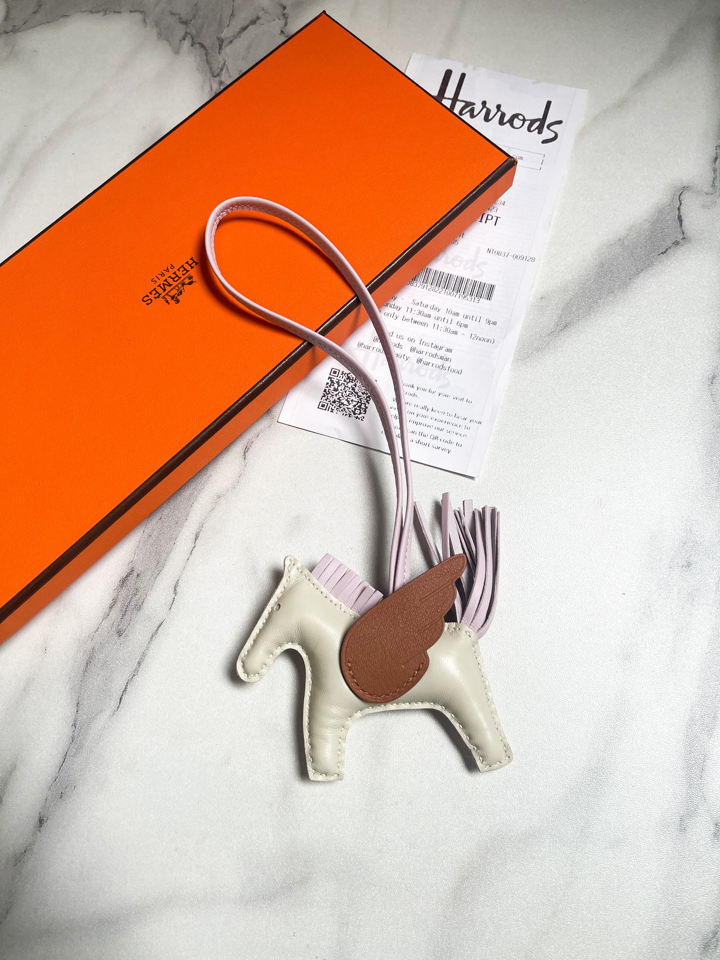 Charm Ngựa Hermes Có Cánh