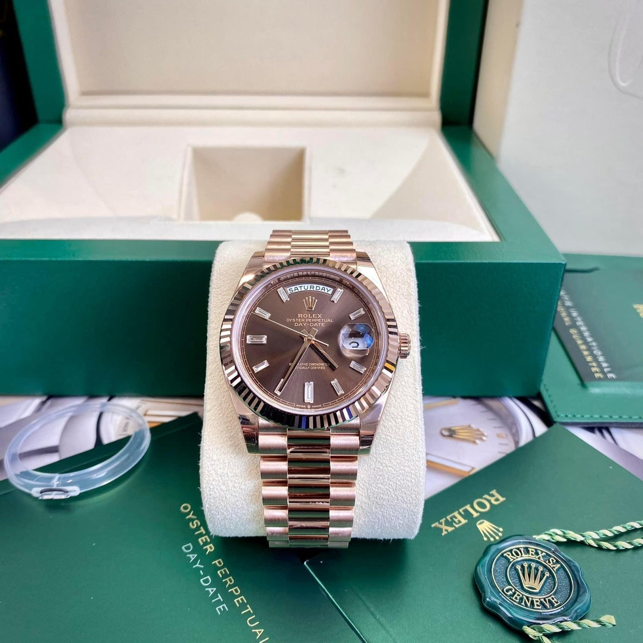 Đồng Hồ Rolex DayDate 228235 Rose Gold Chocolate size 40