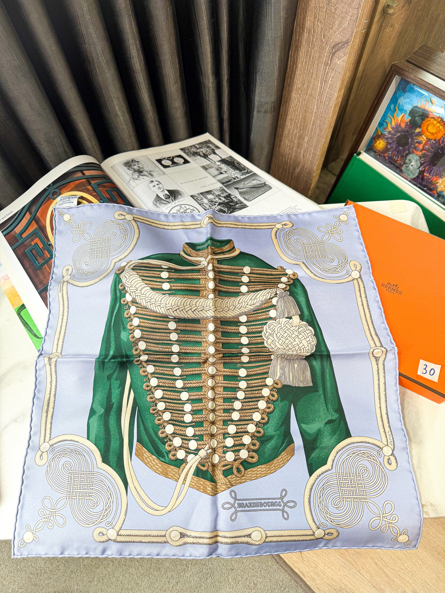 Khăn Lụa Hermes New Khổ 40x42 HN30 4/11