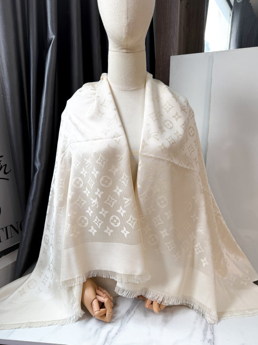 Khăn LV Trắng Khổ 140x140