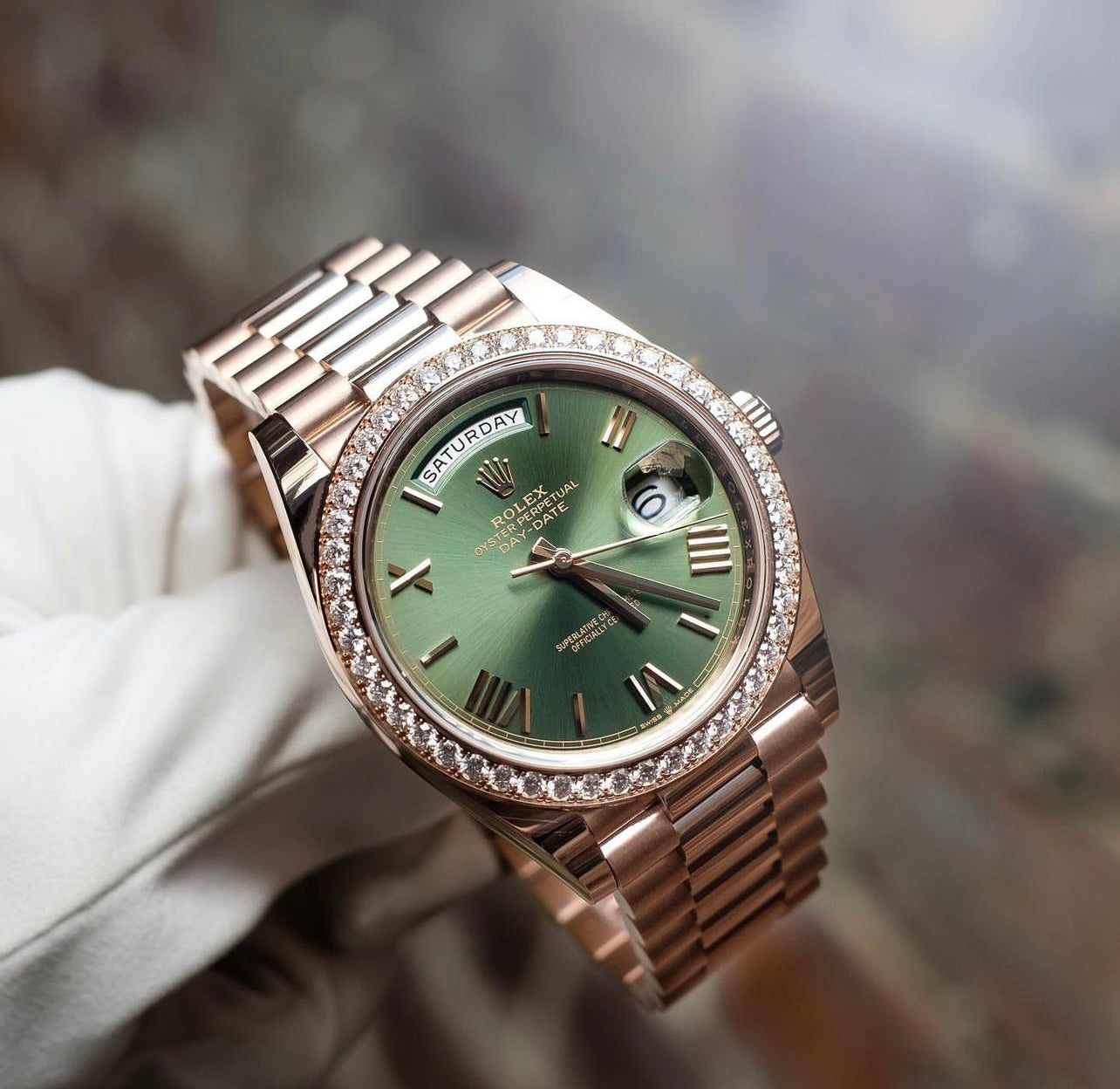 Đồng Hồ Rolex Day-Date 228235RBR Olive Green