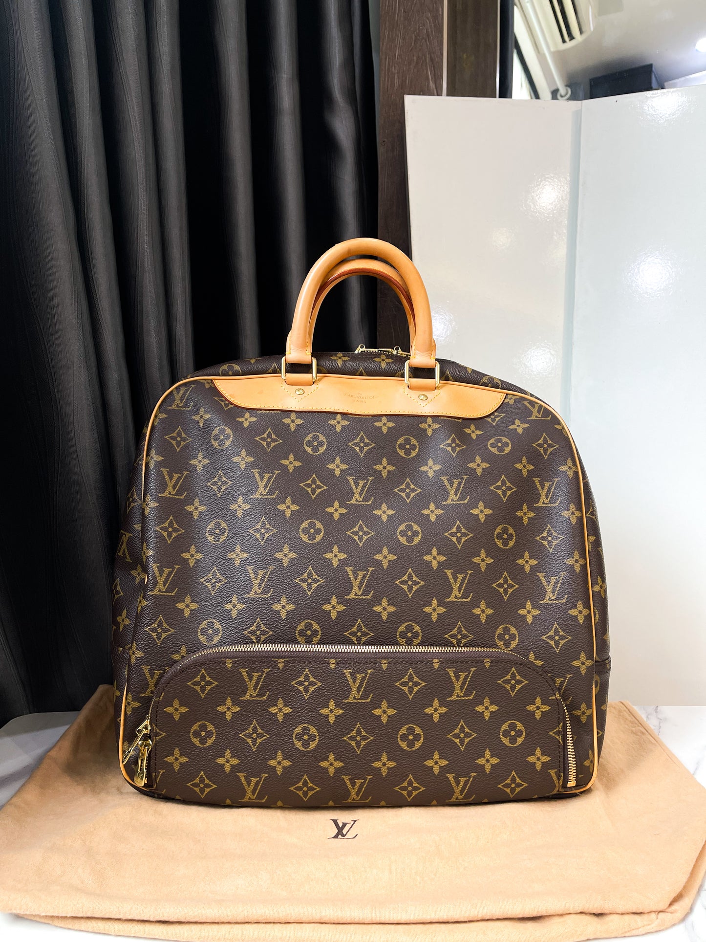 LV Keepall Boston