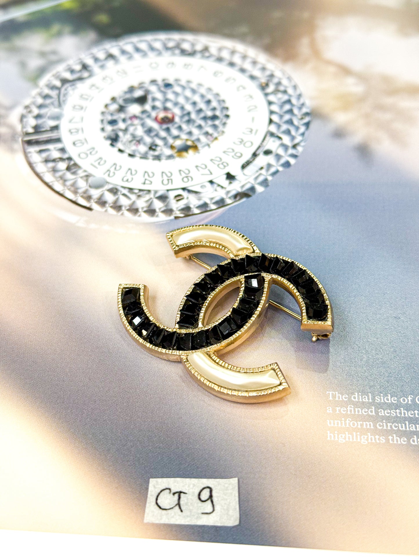 Cài Áo Chanel Used CT9