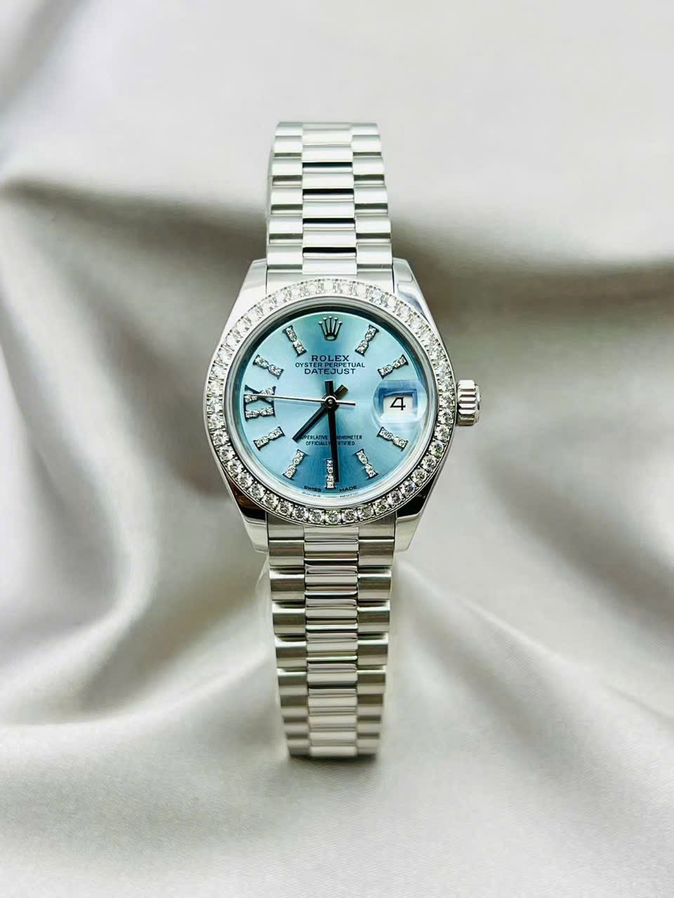 Đồng Hồ Rolex Datejust 279136RBR Platin Ice Blue 28mm