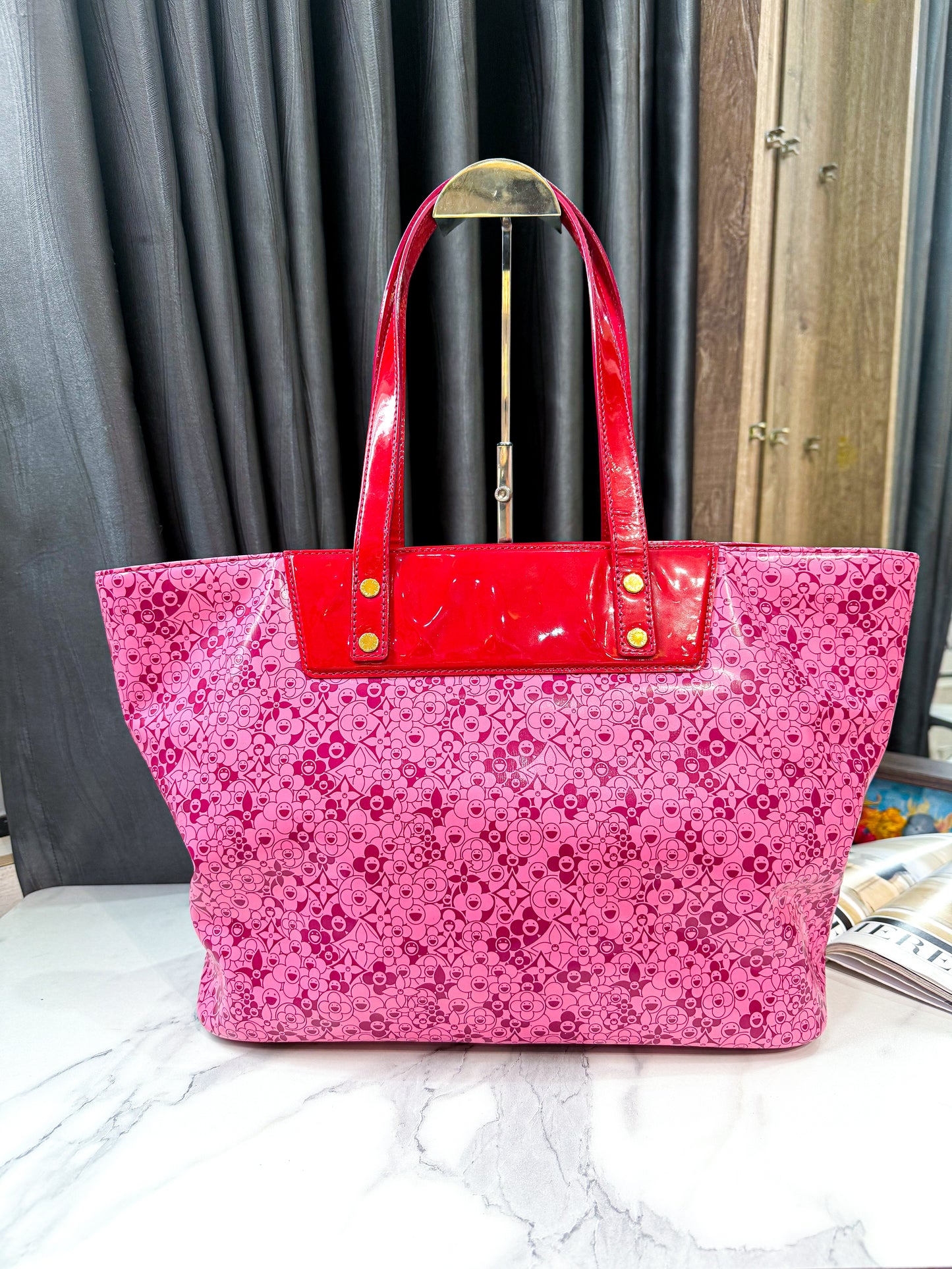 A LV Tote Pink