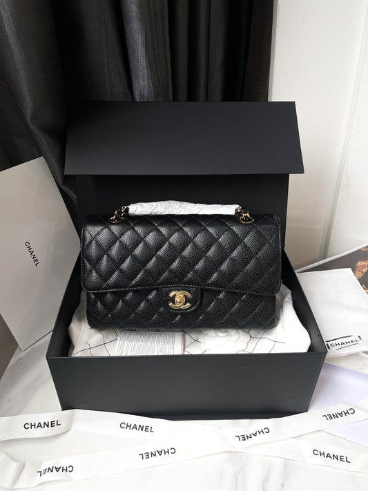 Chanel Classic M New