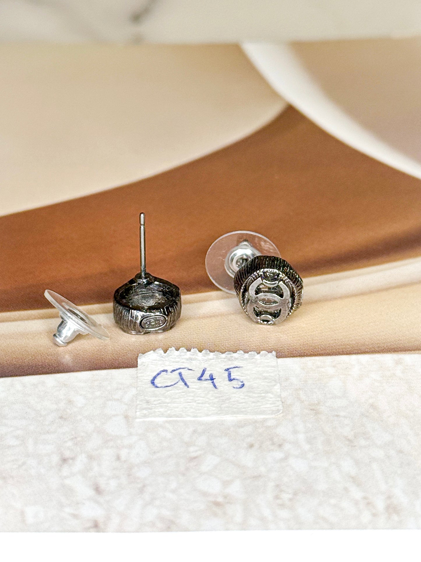 Khuyên Tai Chanel CT45