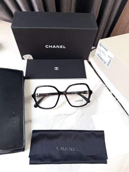 Kính Chanel New K33