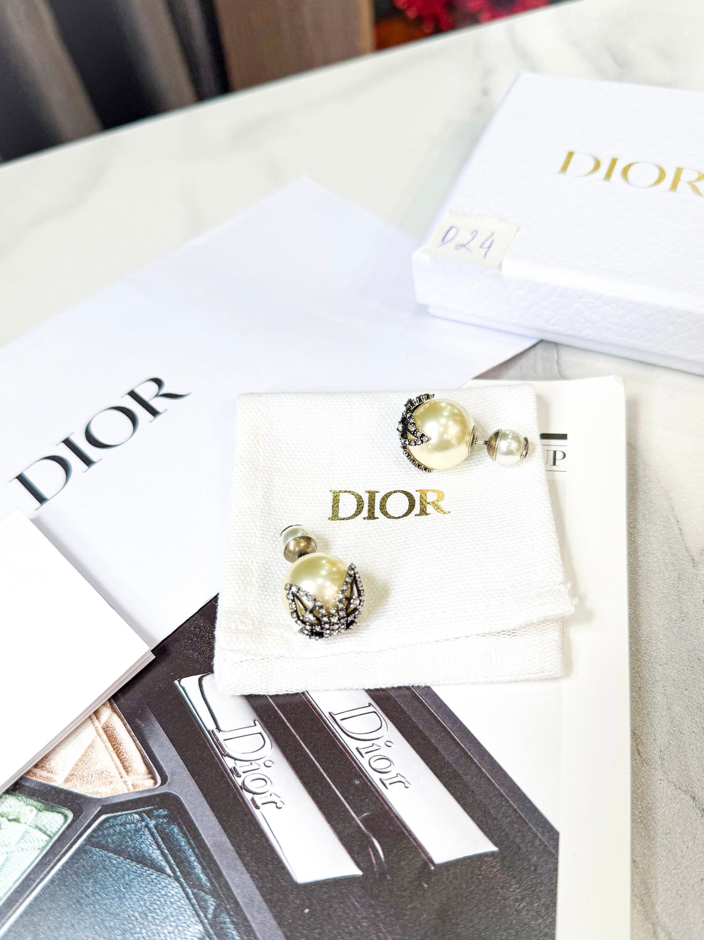 Khuyên Tai Dior New D24