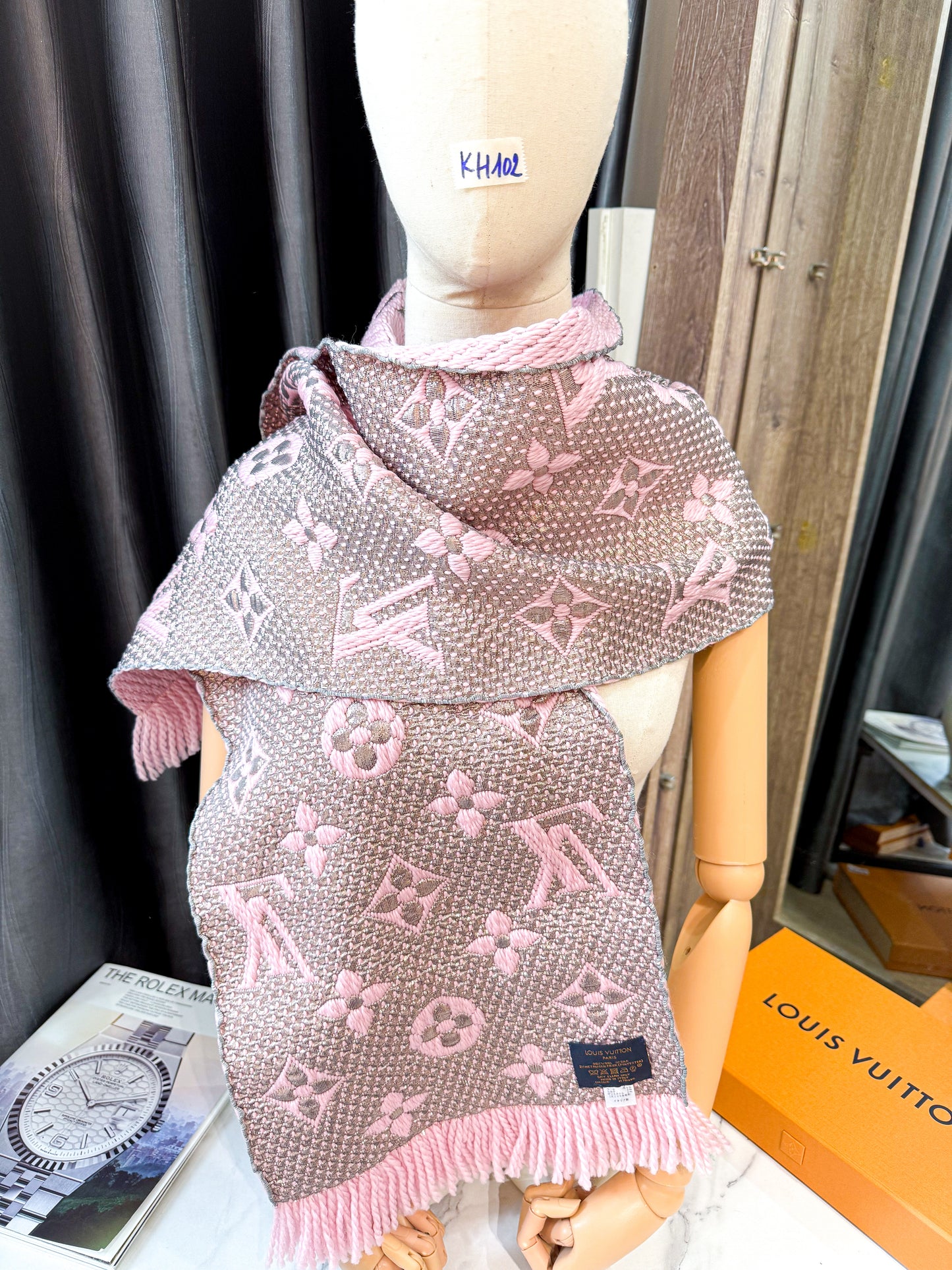 Khăn LV Len Ánh Kim Hồng KH102 8/1