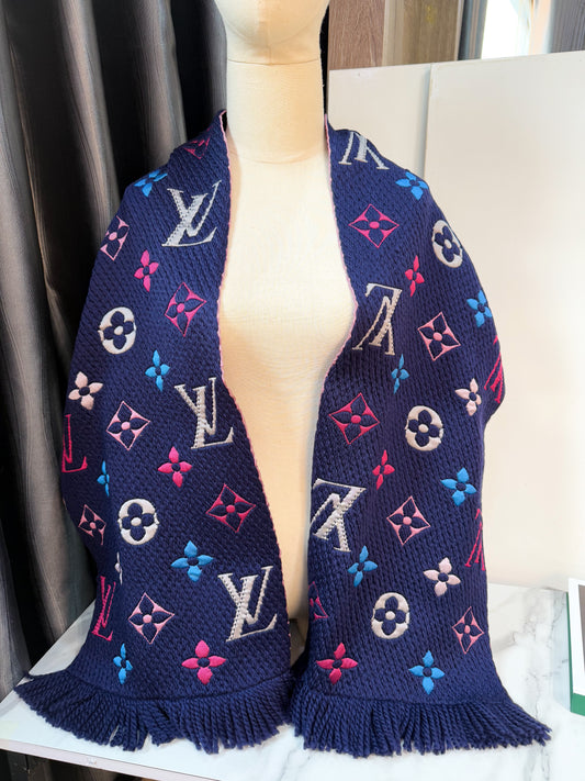 Khăn LV Len Rainbow