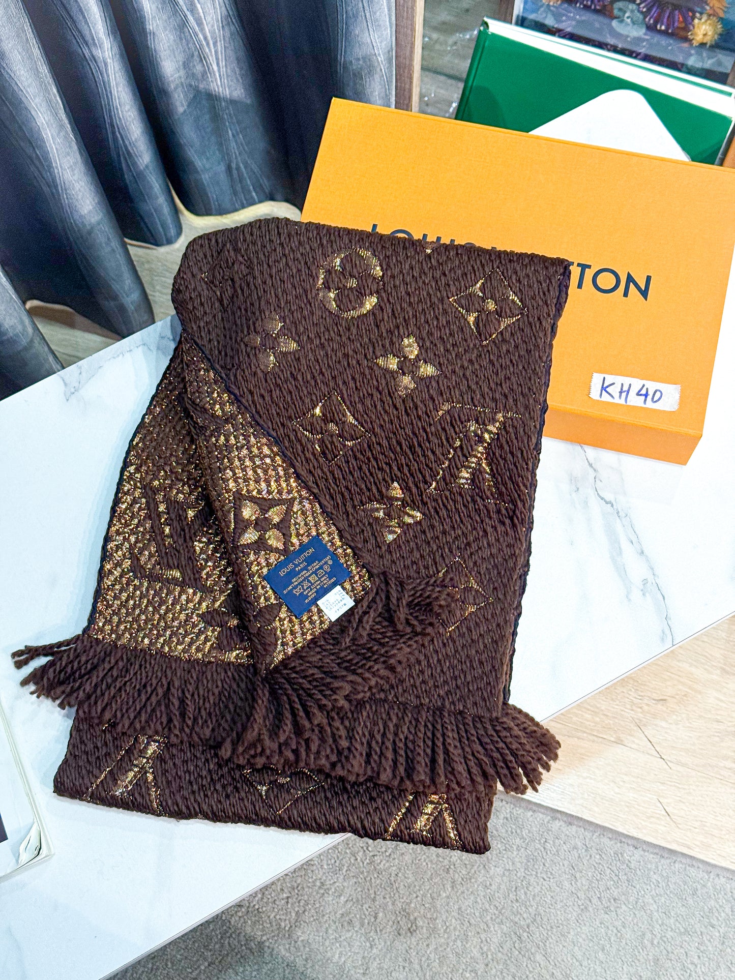 Khăn Len LV Nâu Ánh Kim KH40 13/11