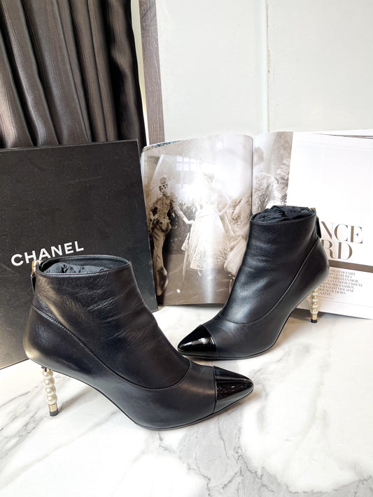 Boot Chanel Size 37.5