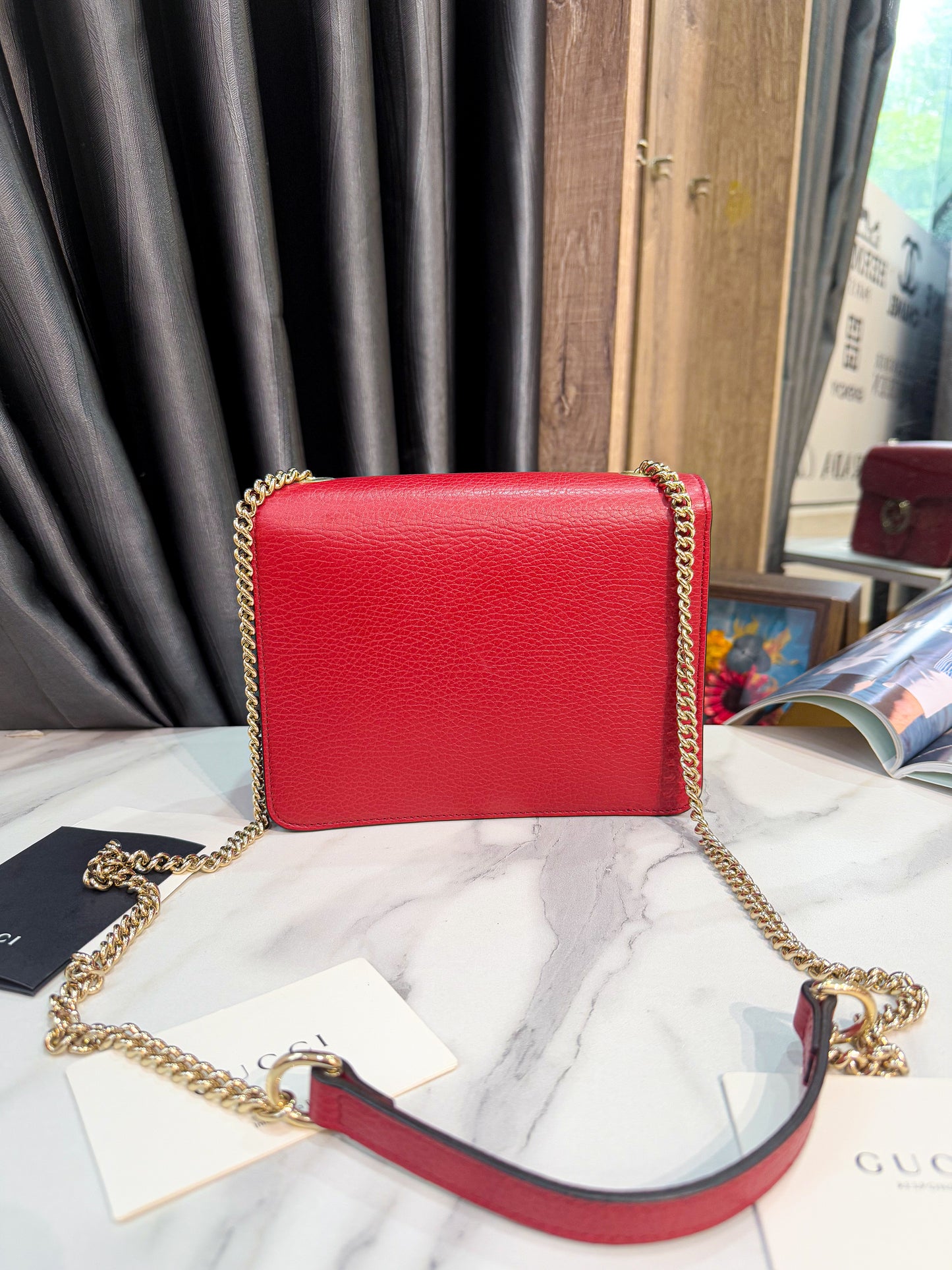 A Gucci Interlocking Đỏ