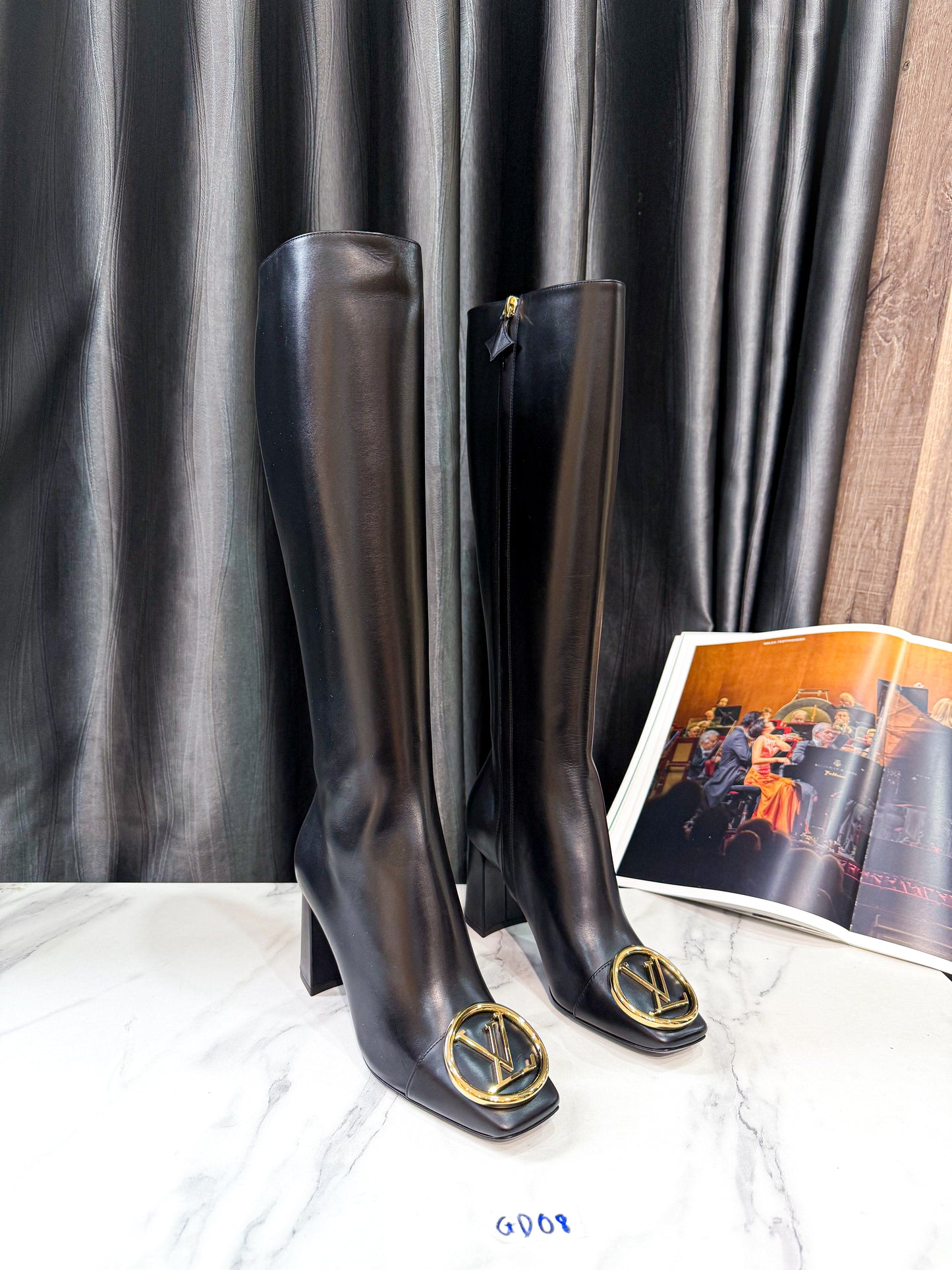 Boot Cao Cổ LV Đen Size 36