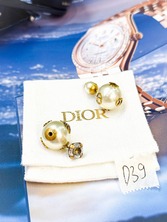 Khuyên Tai Dior D39