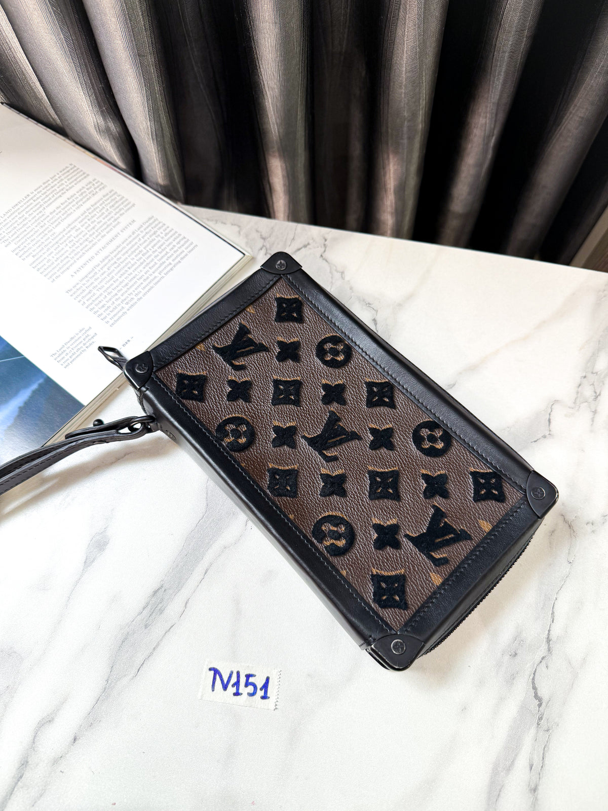 A A A Clutch LV TV151