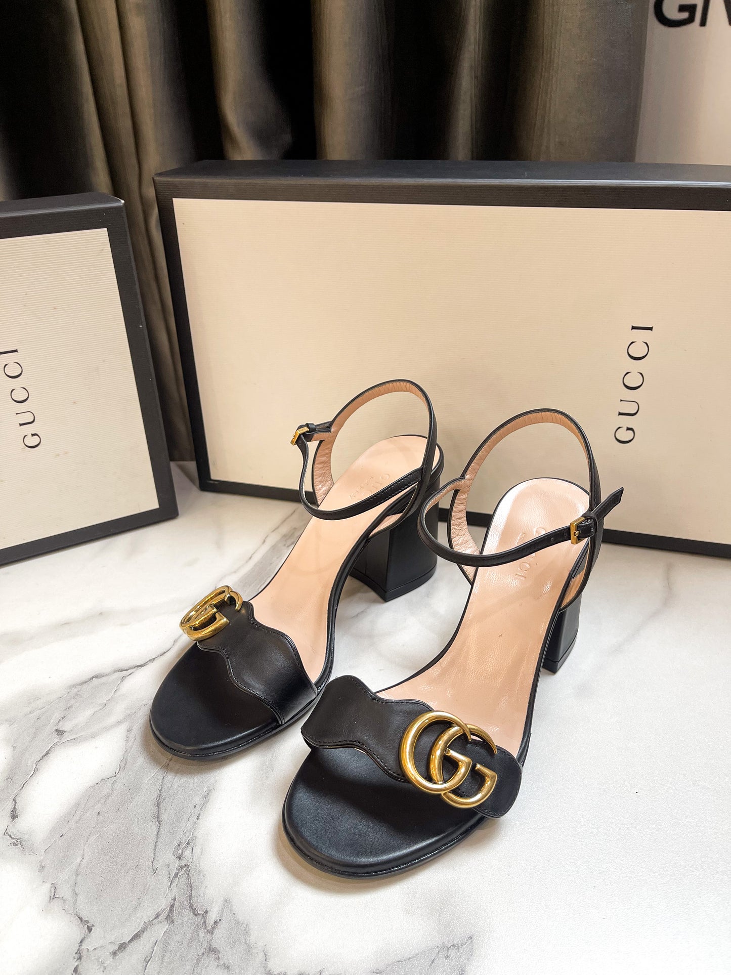 Sandal Gucci GG Size 34