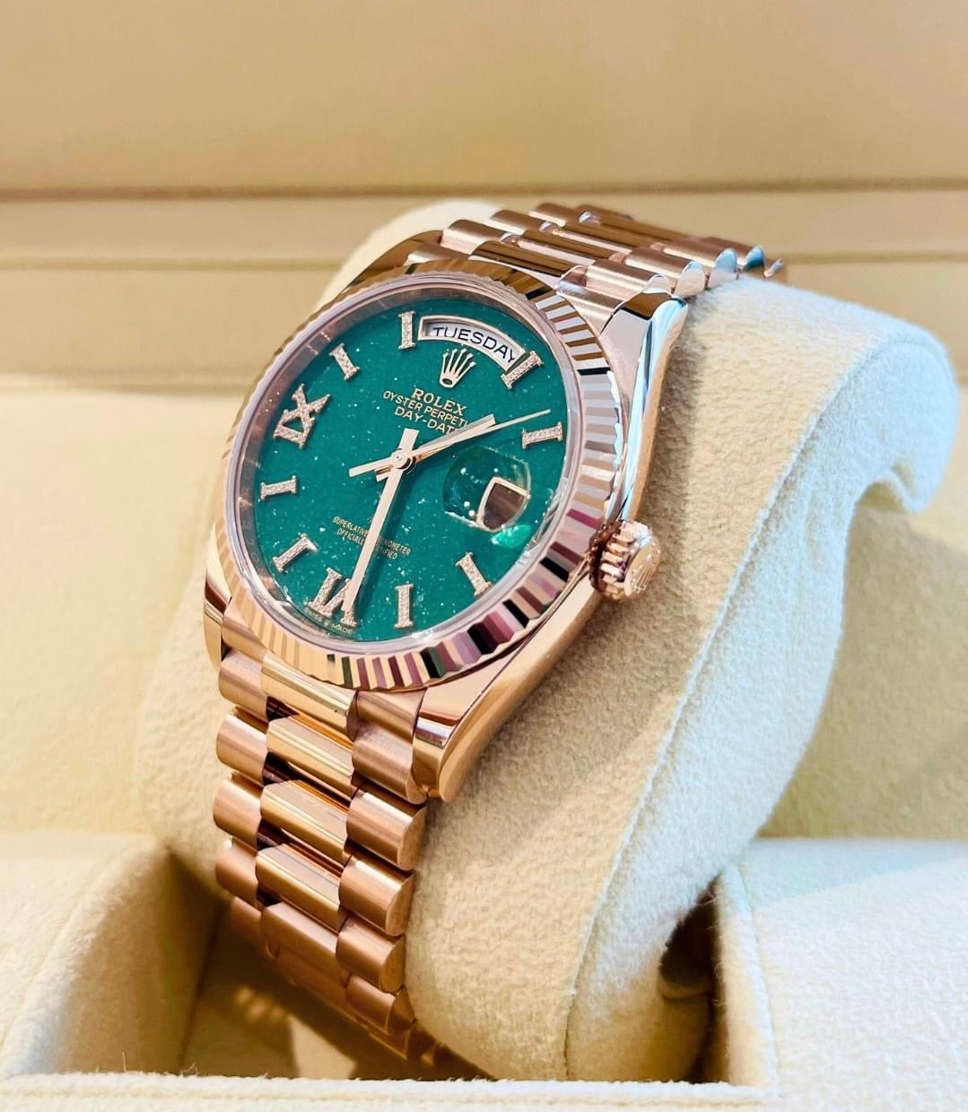 Đồng Hồ Rolex Daydate 36mm Green Aventurine