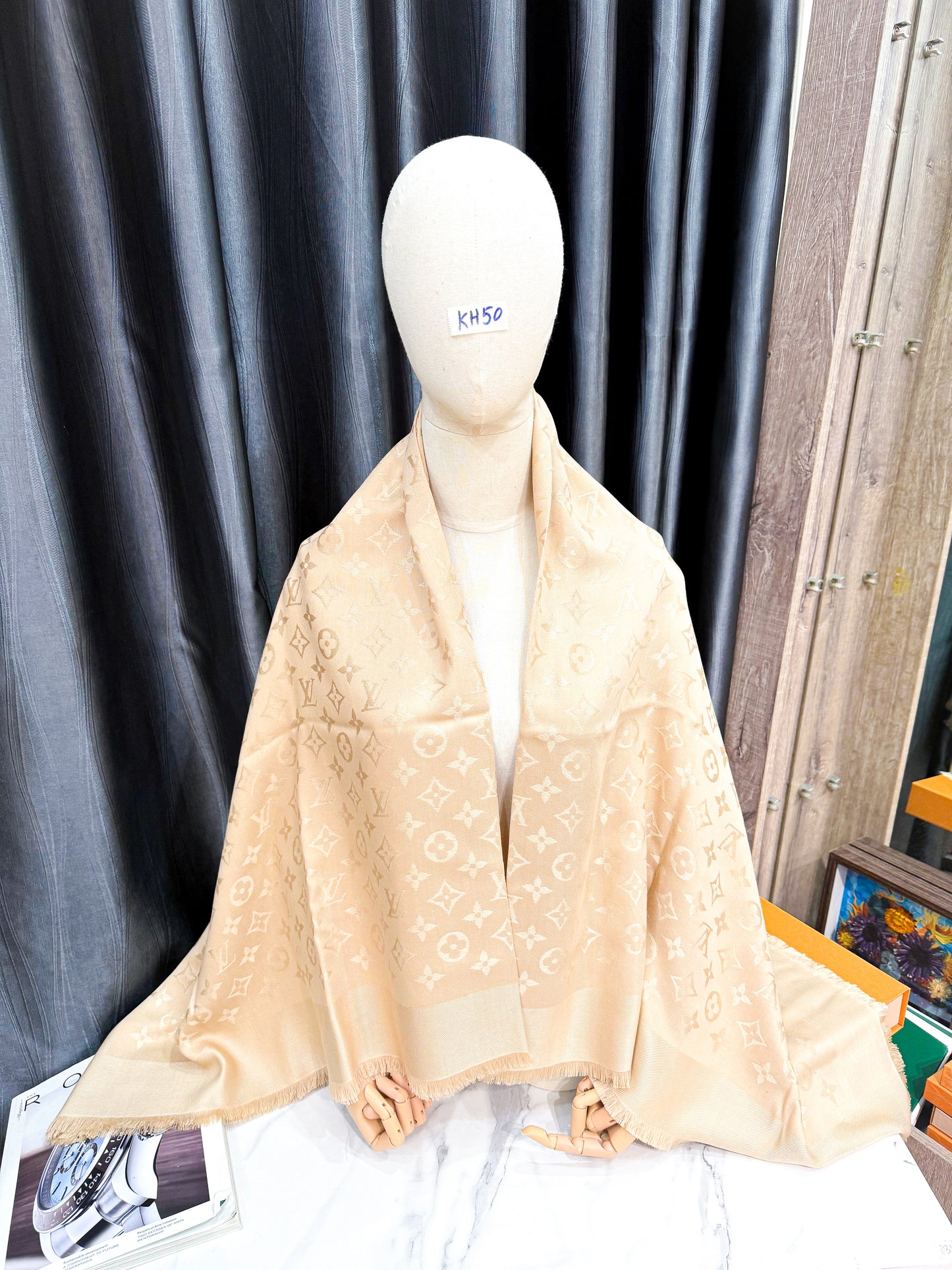 Khăn LV Begie KH50 21/11