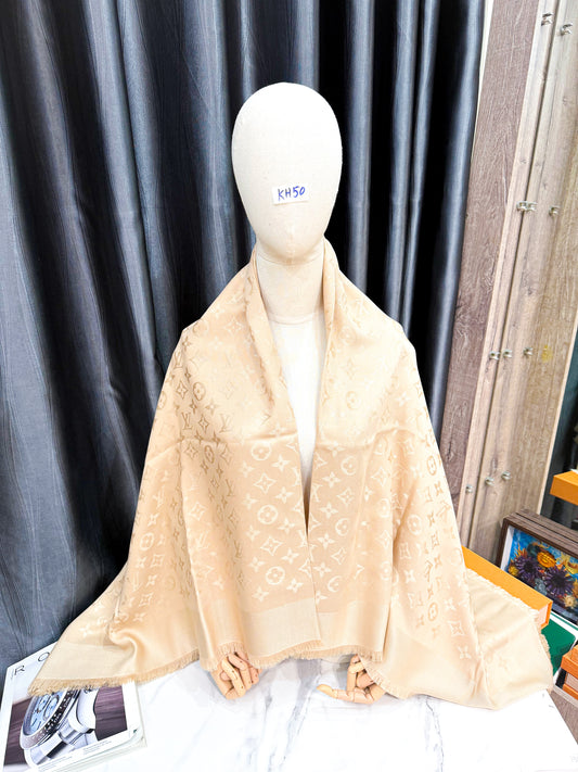 Khăn LV Begie KH50 21/11