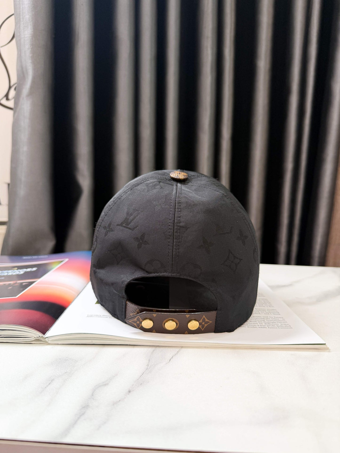 Mũ LV Hàng Trưng Bày Size M