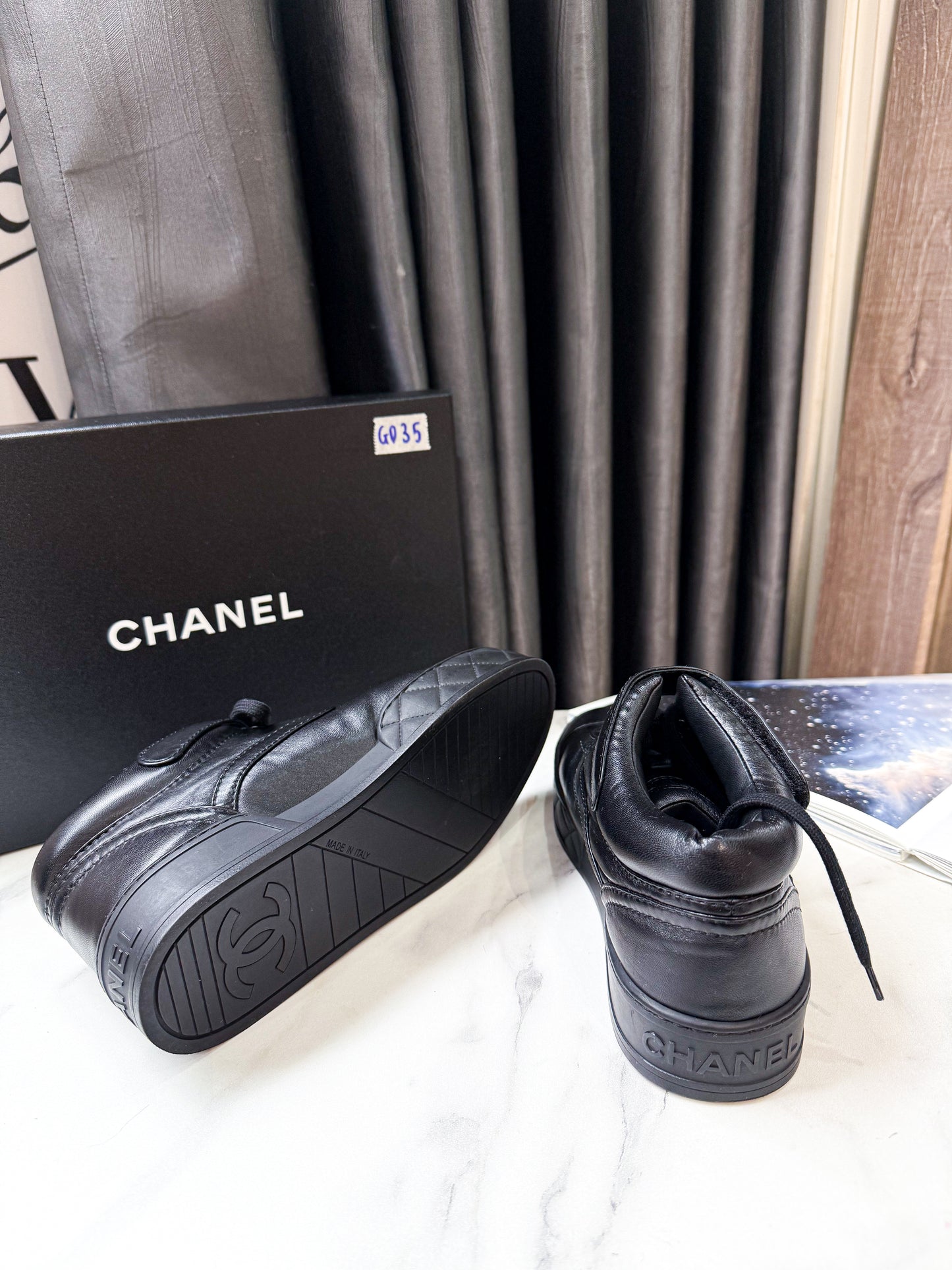 Giày Chanel Đen Quai Logo Size 36 GD35