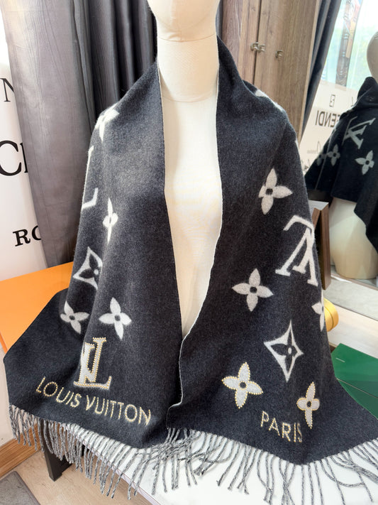 Khăn LV Cashmere Đính Hạt