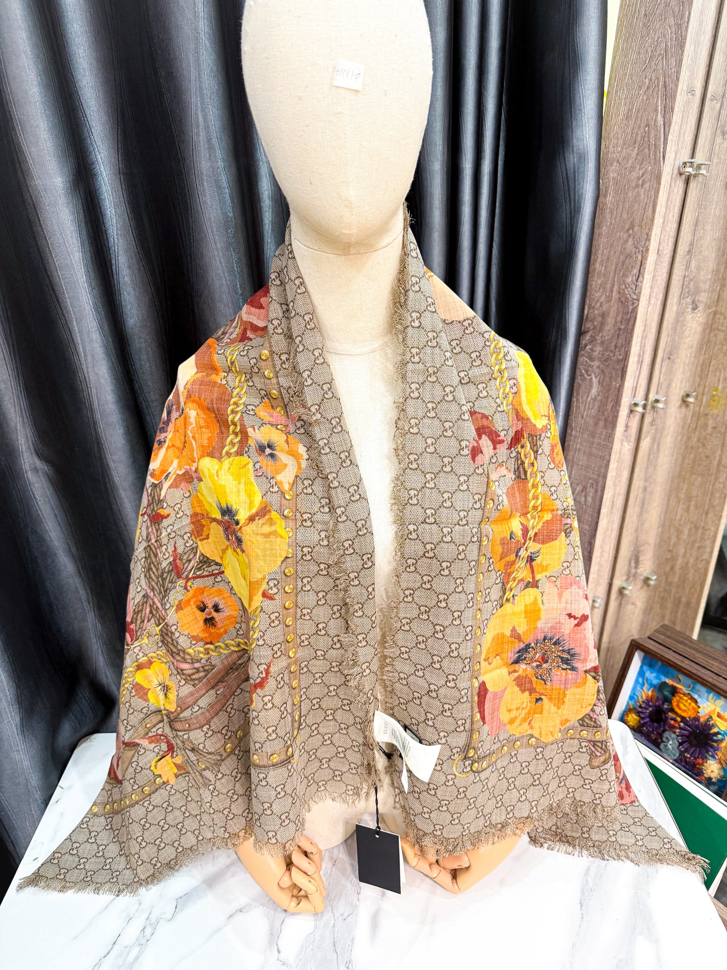 Khăn Gucci New Khổ 149x140 HN18 26/10