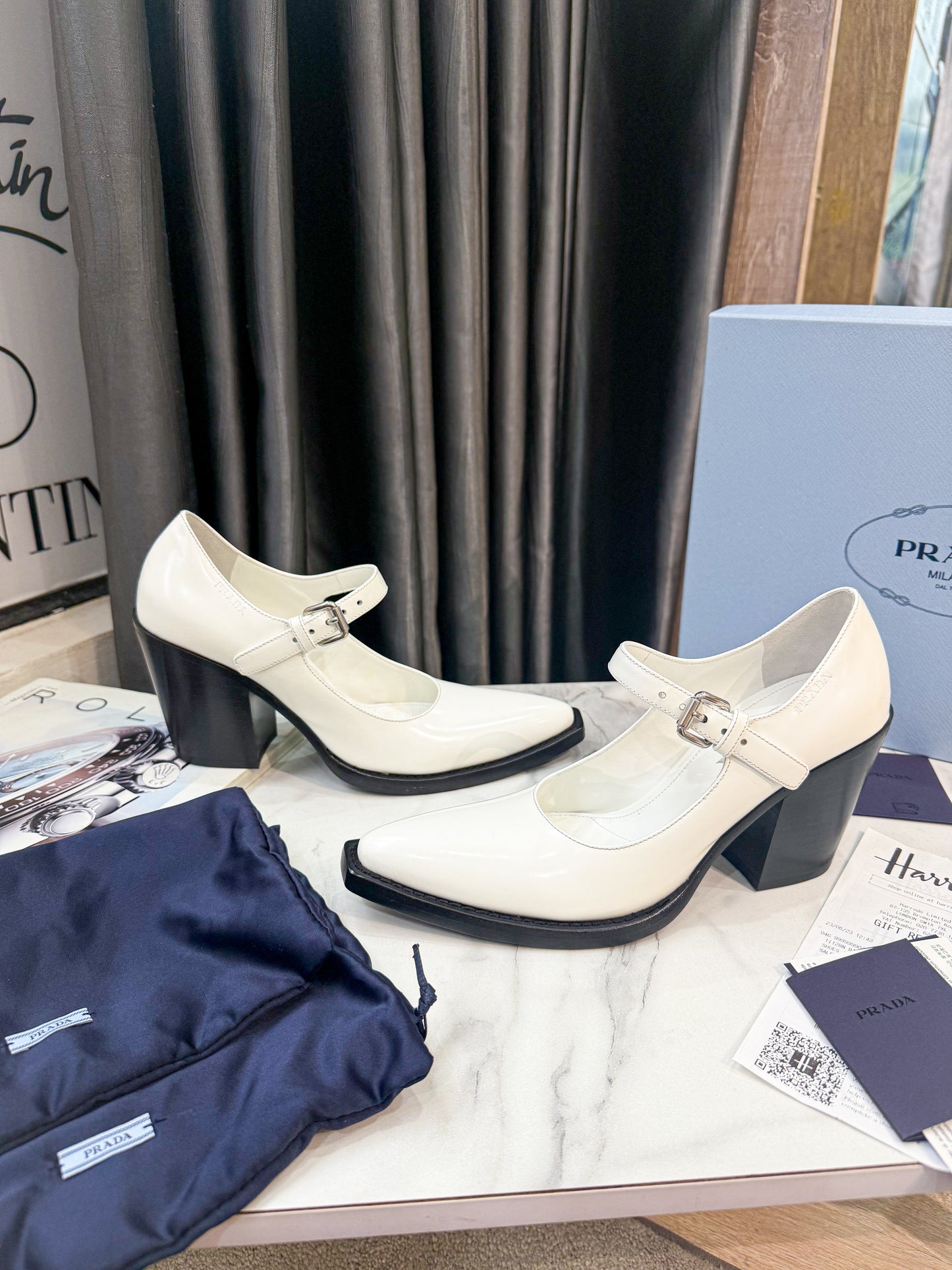 Giày Prada Trắng New Size 37